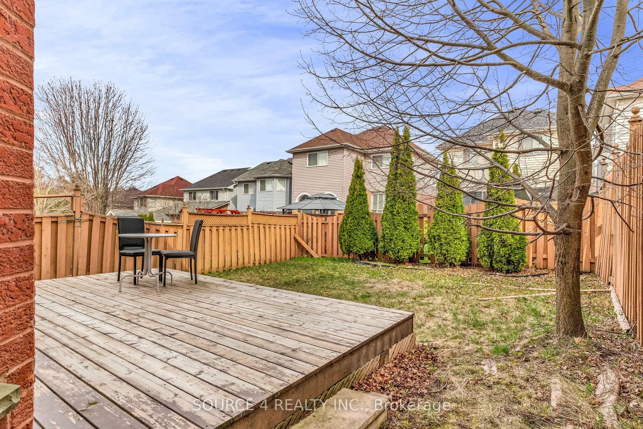 1030 Timberland Crescent
