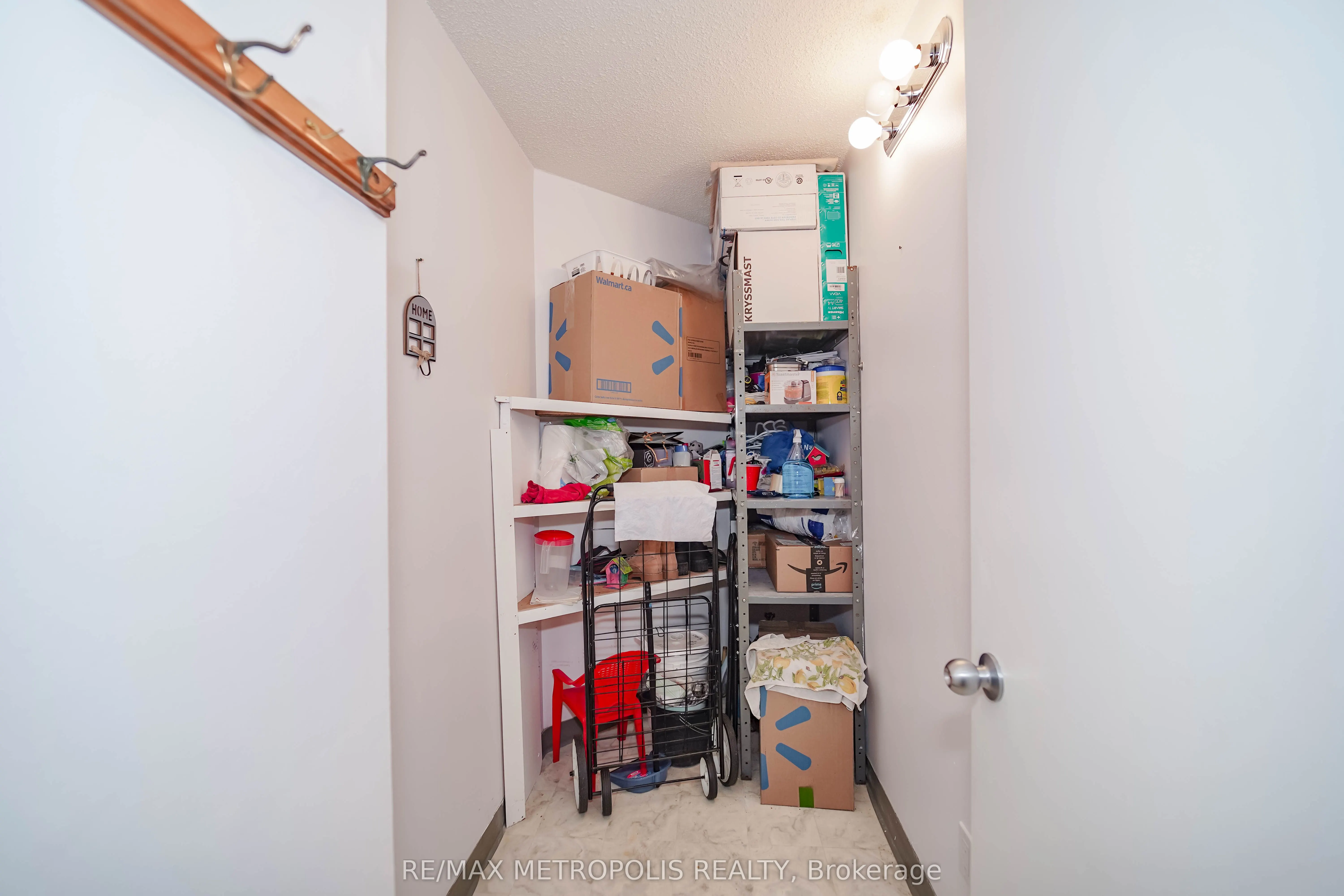 90 Dale Avenue, #502