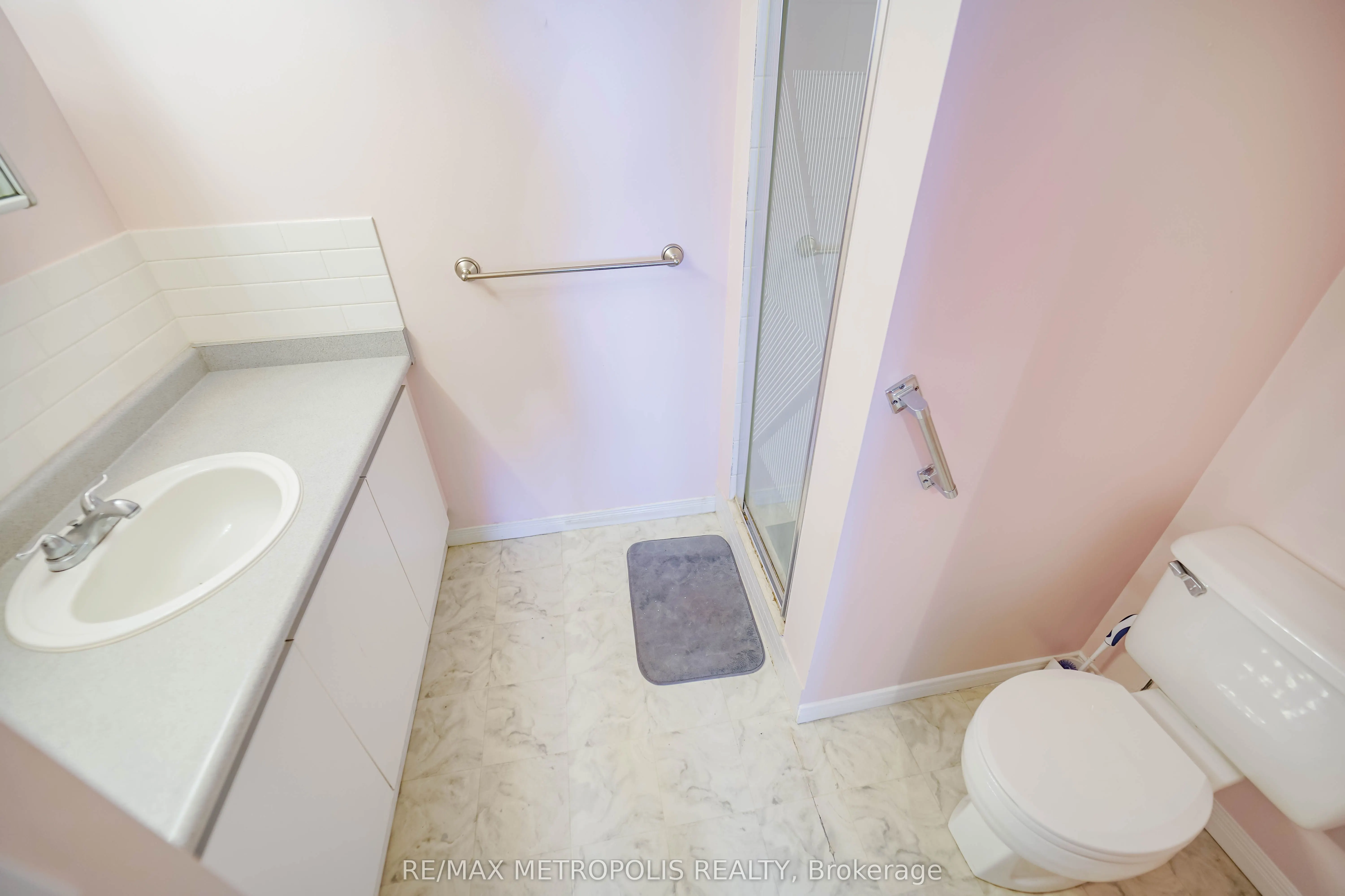 90 Dale Avenue, #502