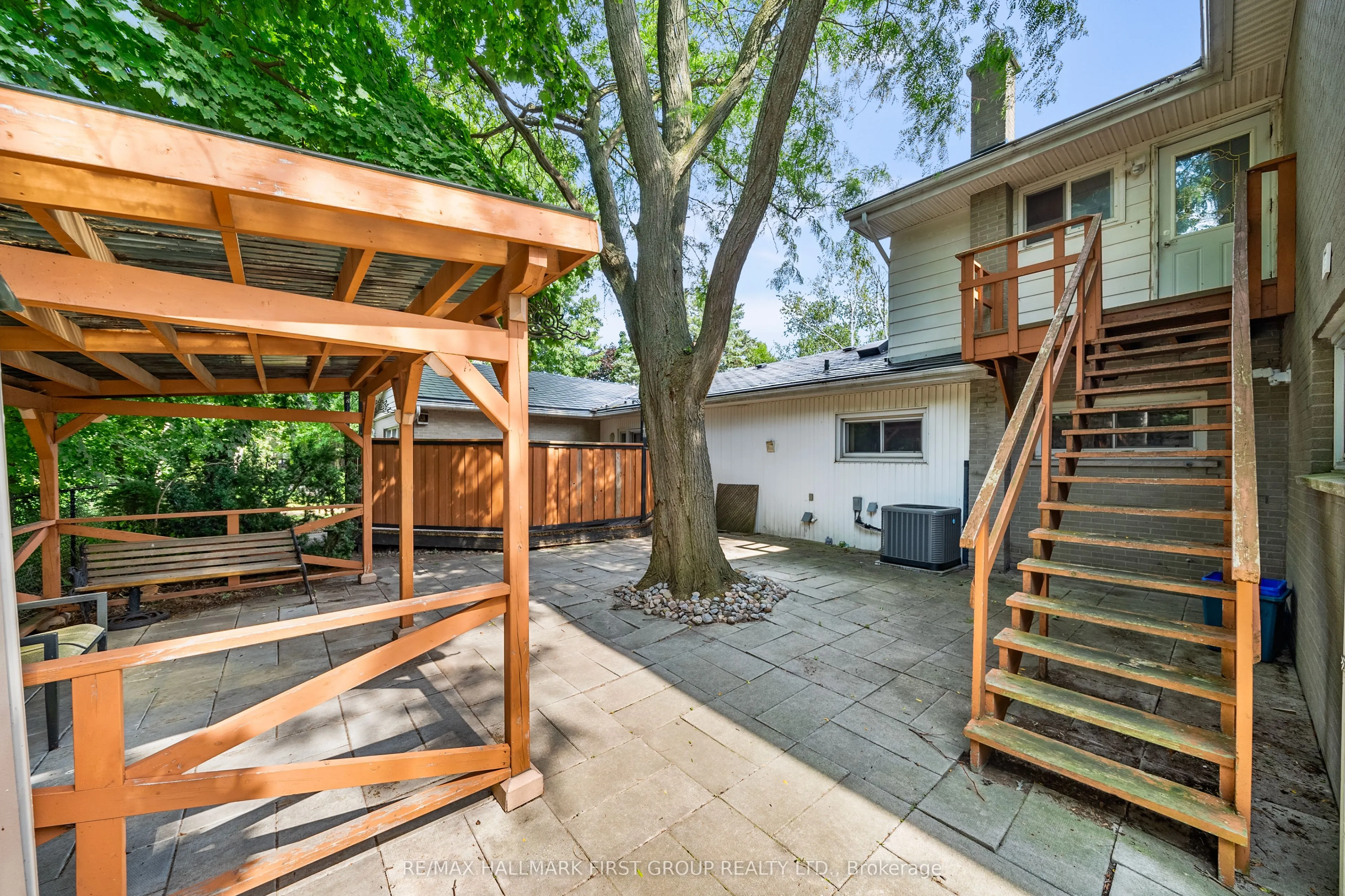 1652 Taunton Road