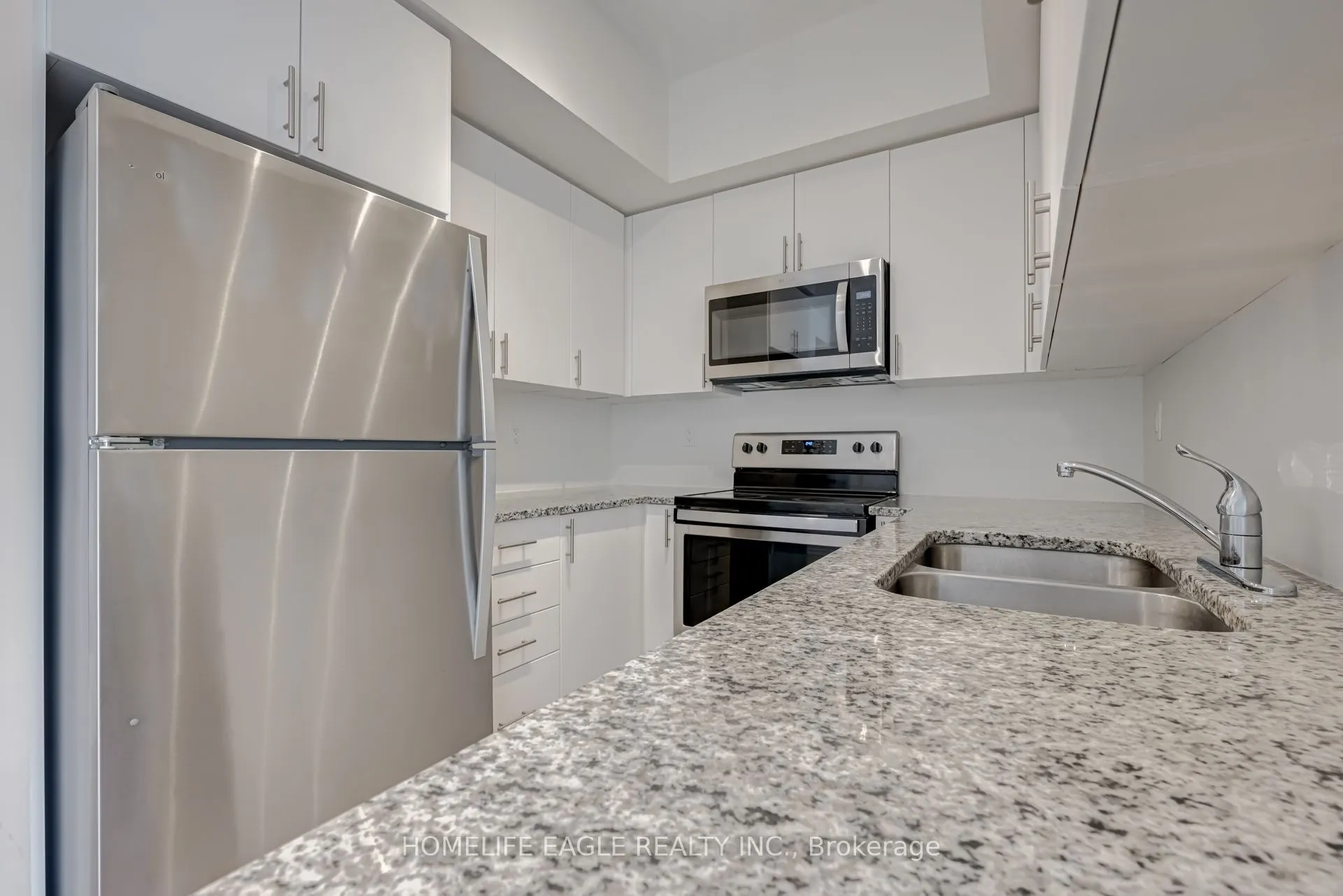 8825 Sheppard Avenue, #311
