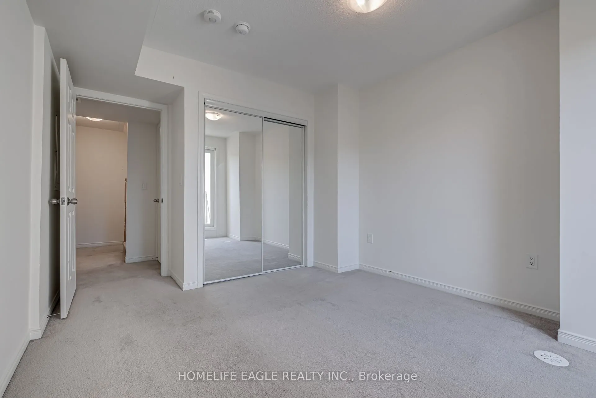 8825 Sheppard Avenue, #311