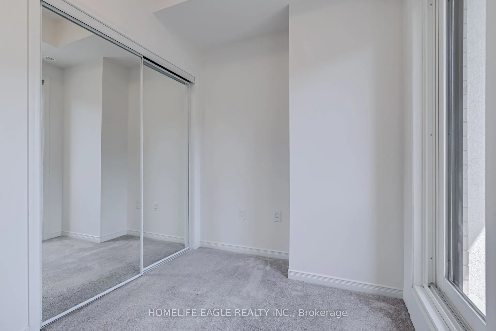 8825 Sheppard Avenue, #311