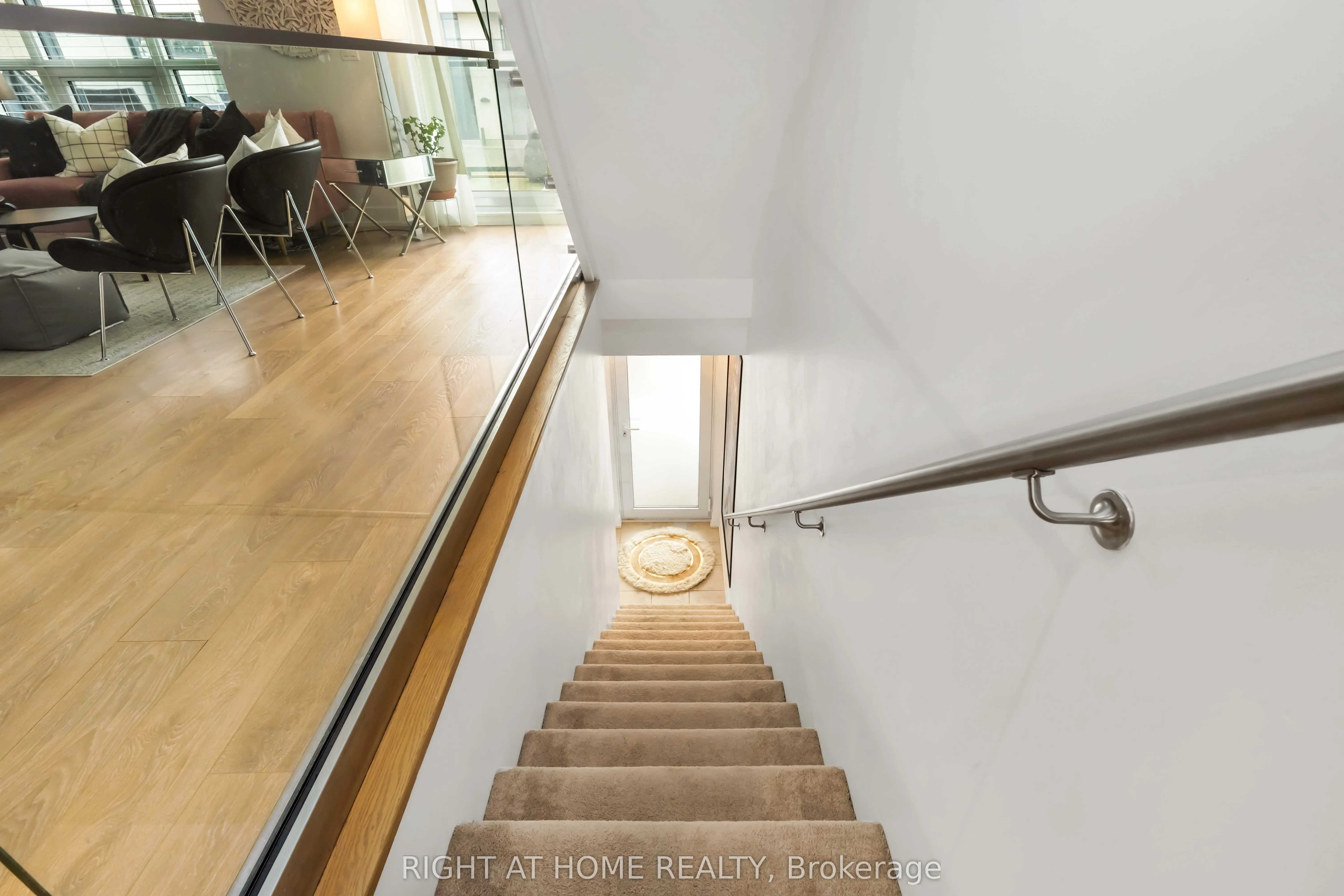 1245 Bayly Street, #Th 8