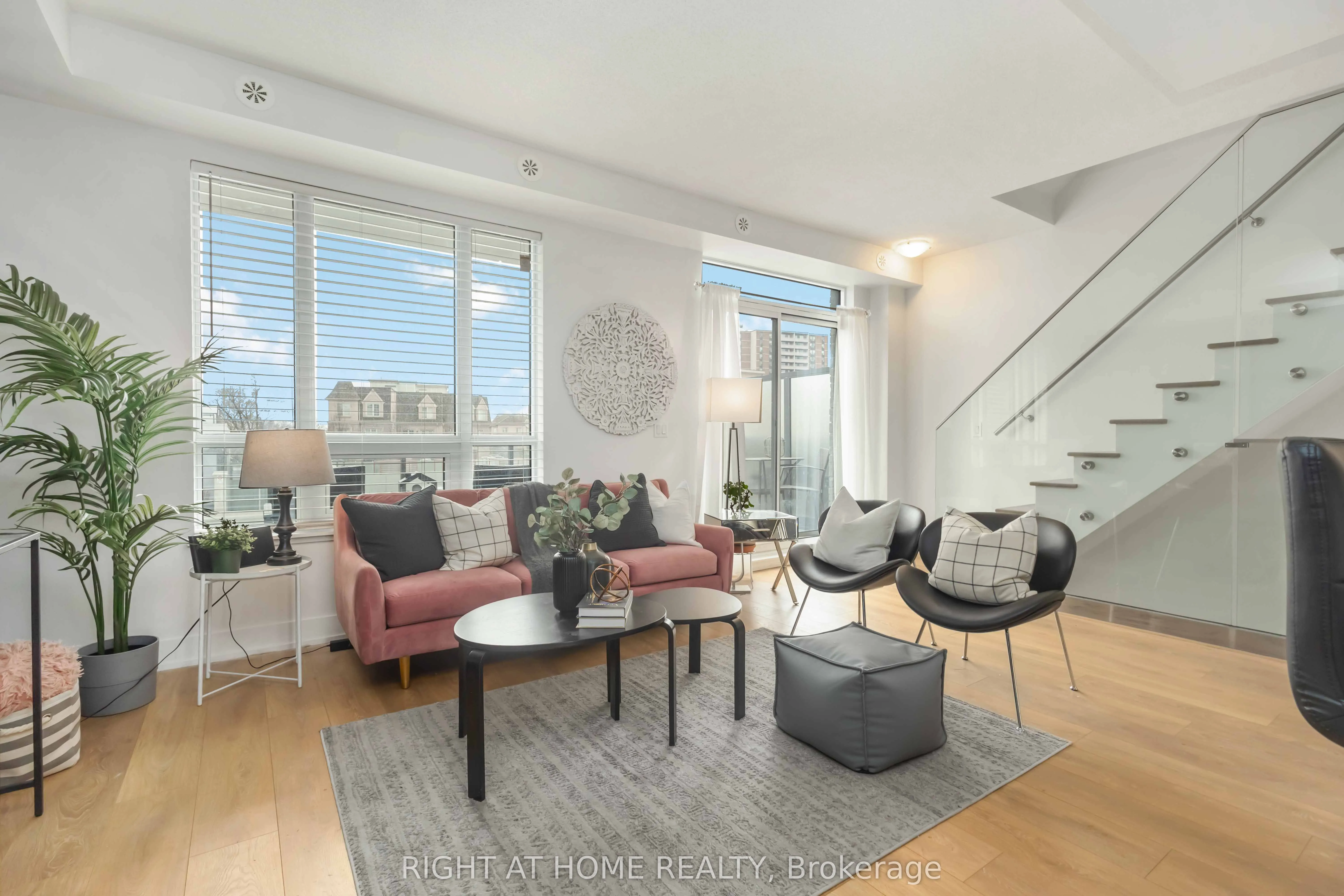 1245 Bayly Street, #Th 8