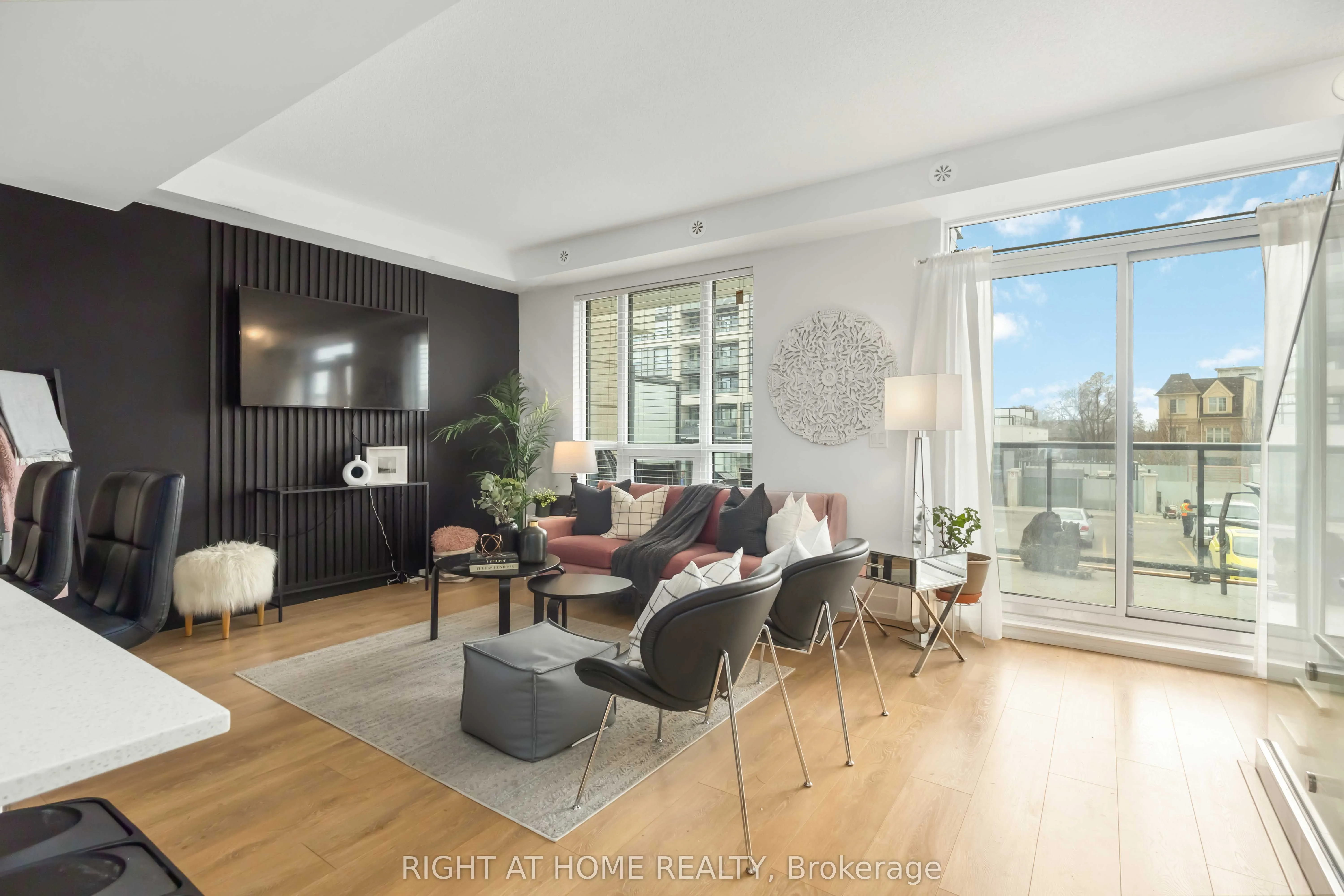 1245 Bayly Street, #Th 8