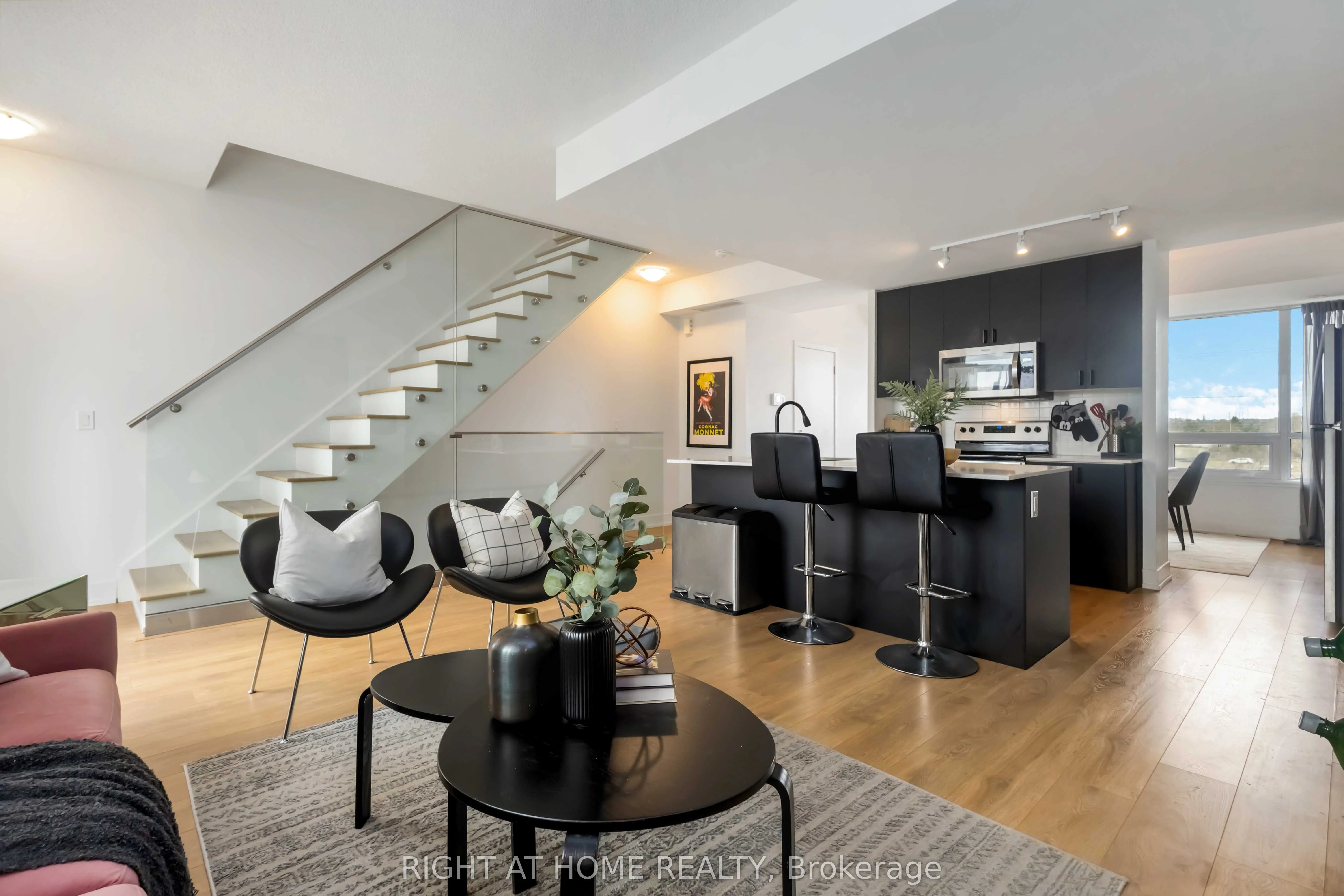 1245 Bayly Street, #Th 8