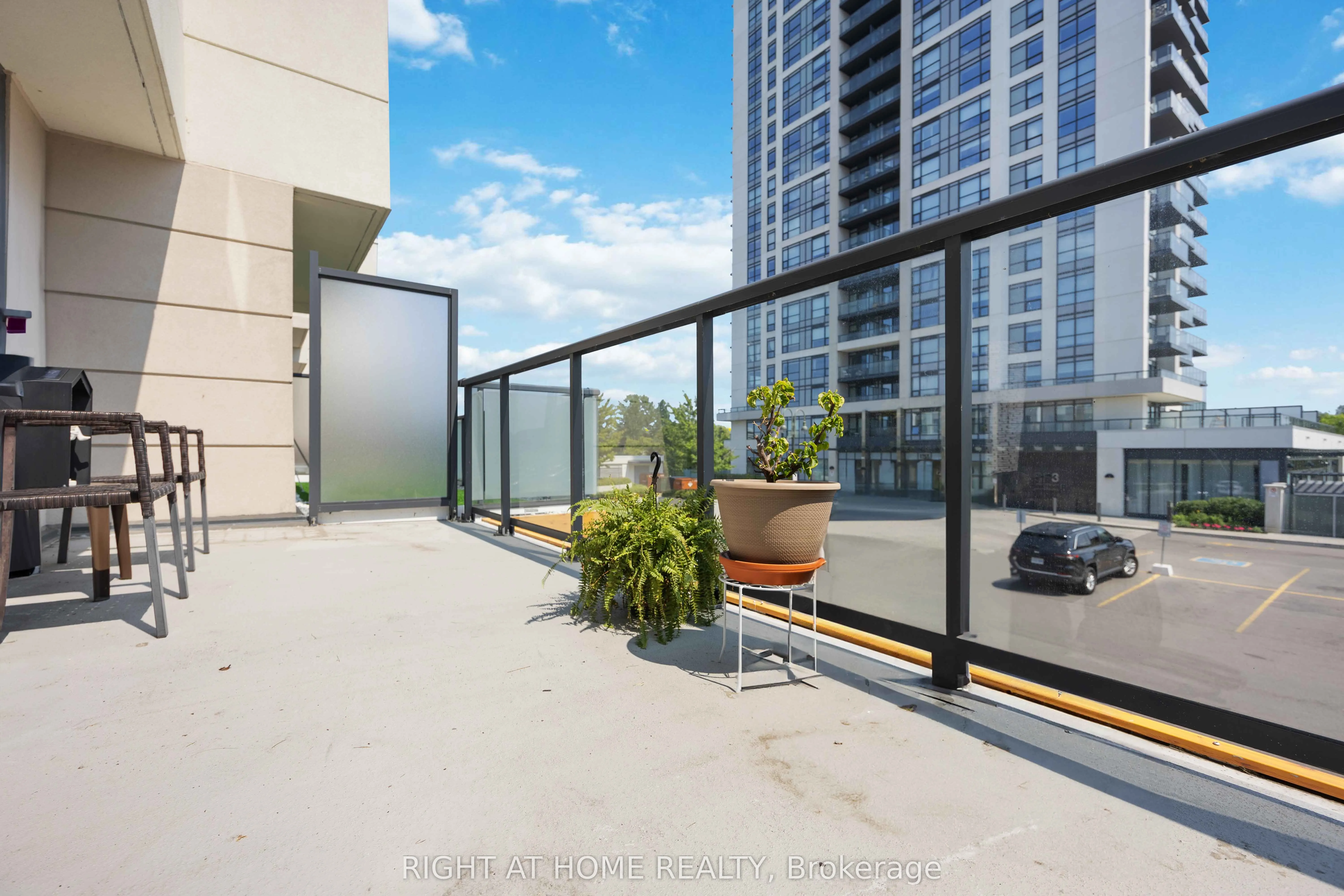 1245 Bayly Street, #Th 8