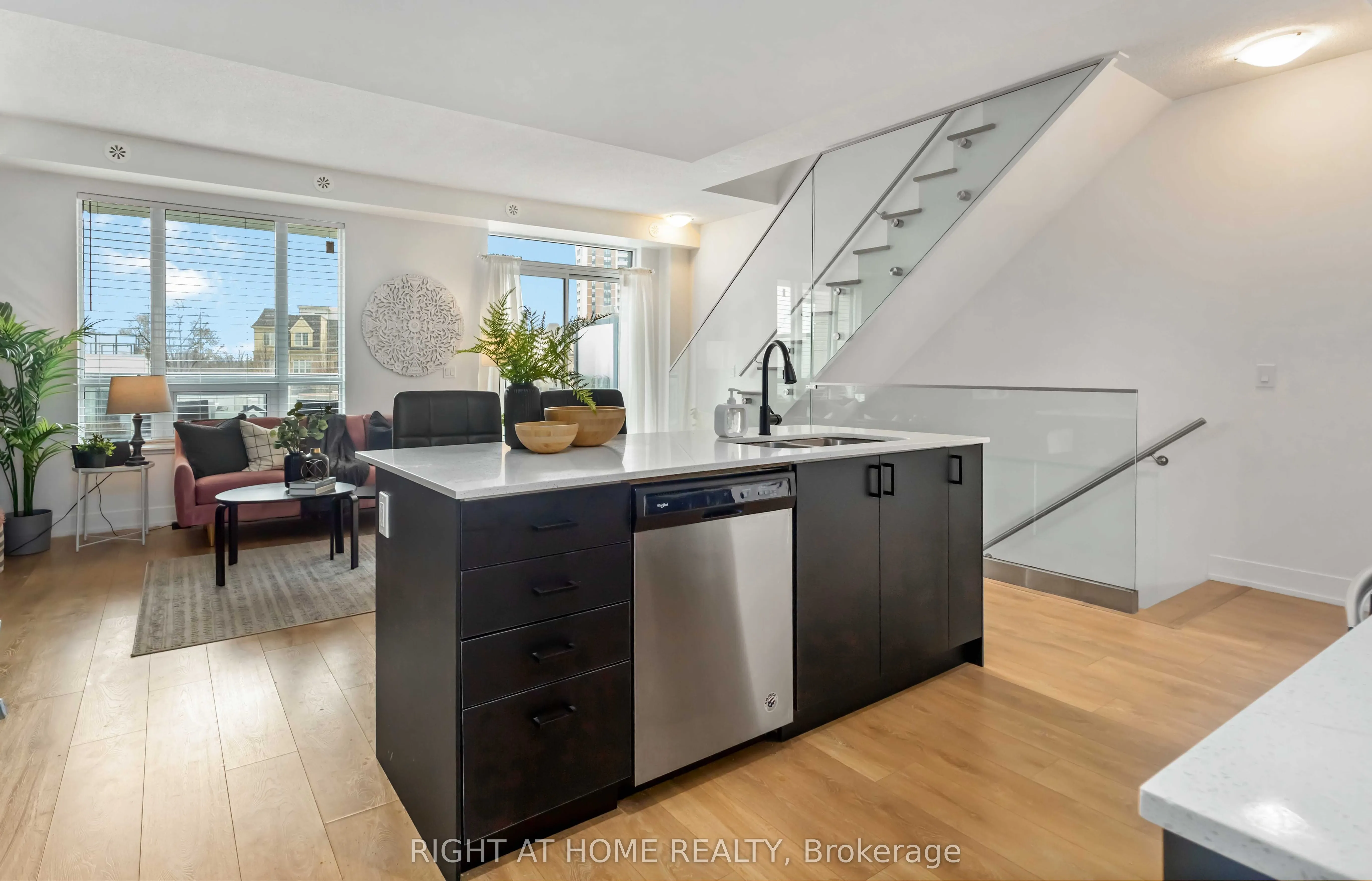 1245 Bayly Street, #Th 8