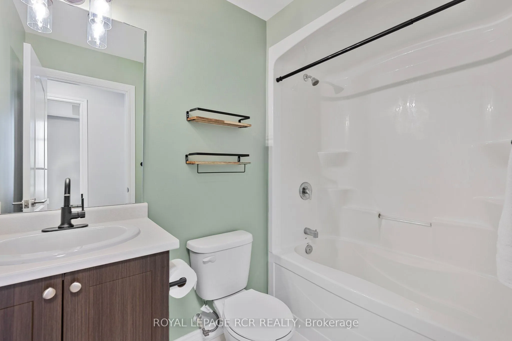 670 Gordon Street, #408