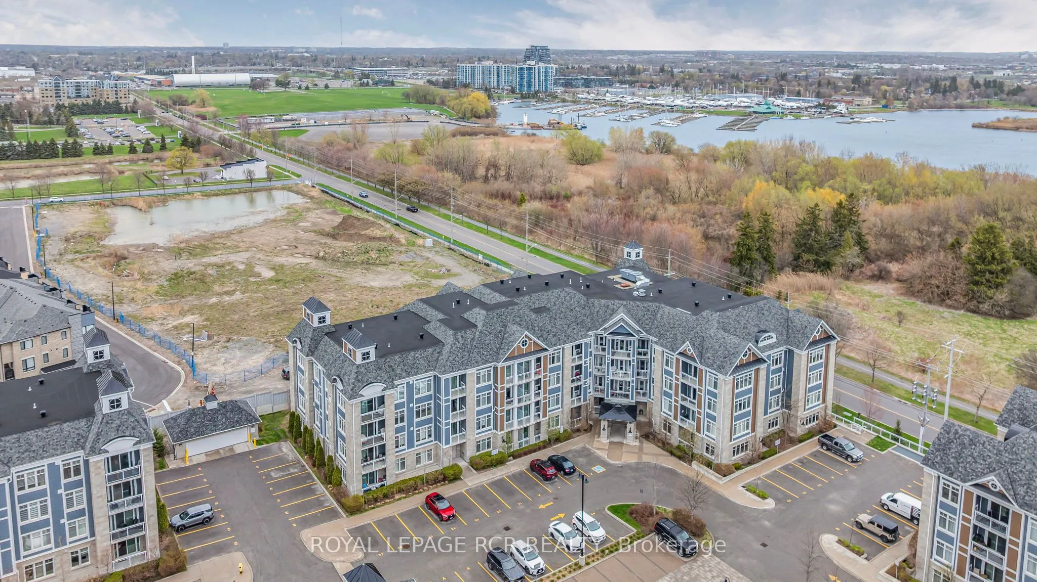670 Gordon Street, #408