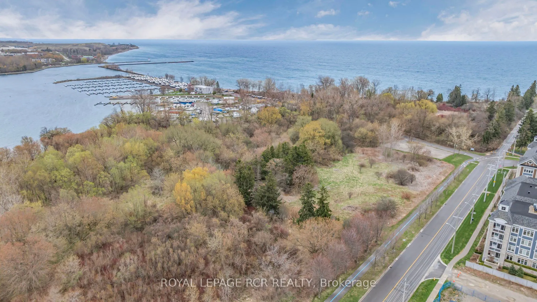 670 Gordon Street, #408