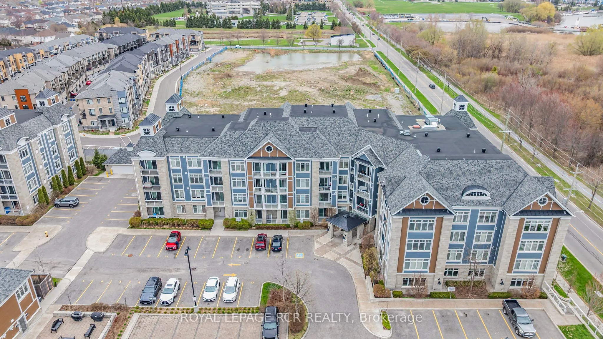 670 Gordon Street, #408