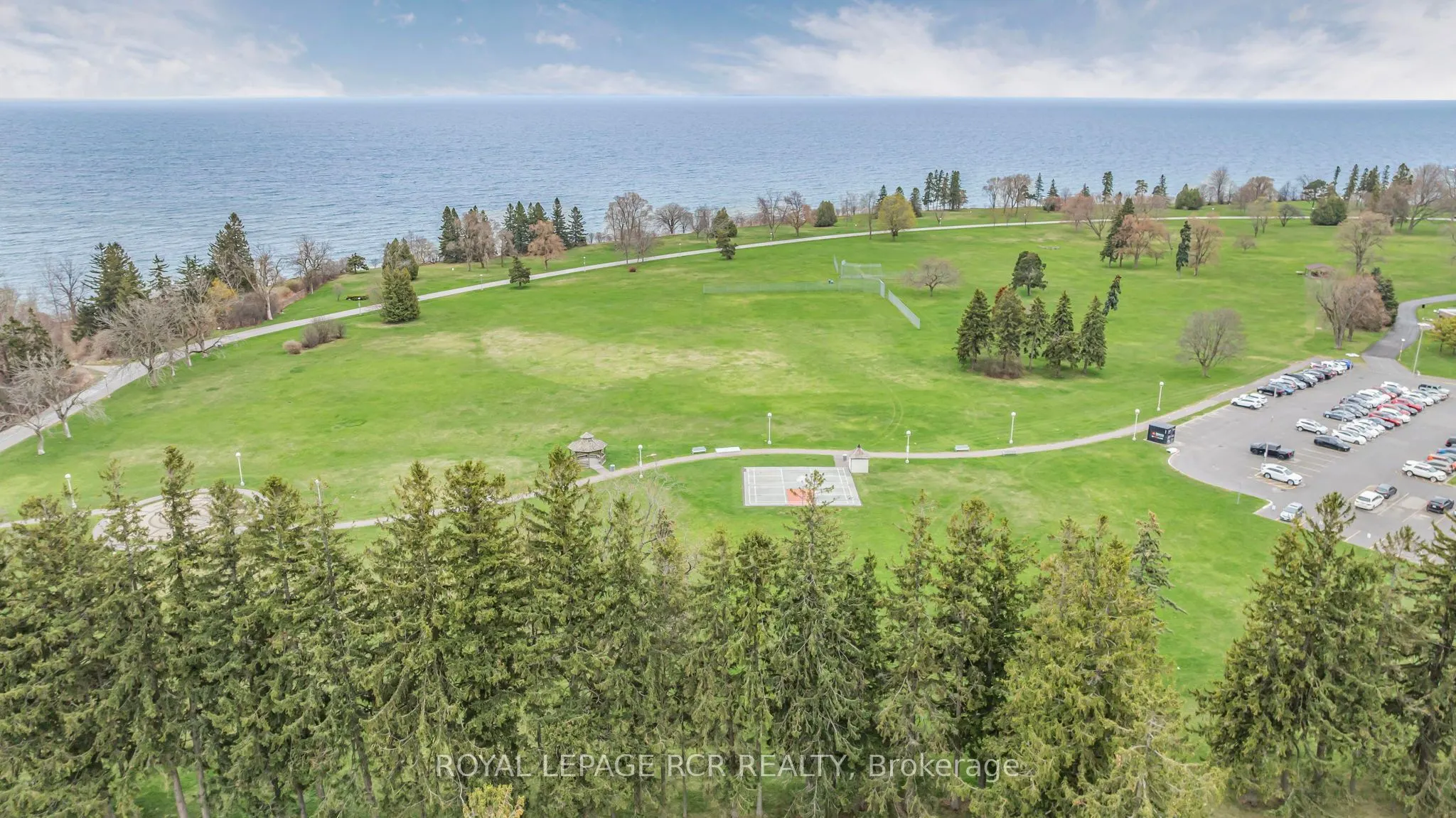 670 Gordon Street, #408