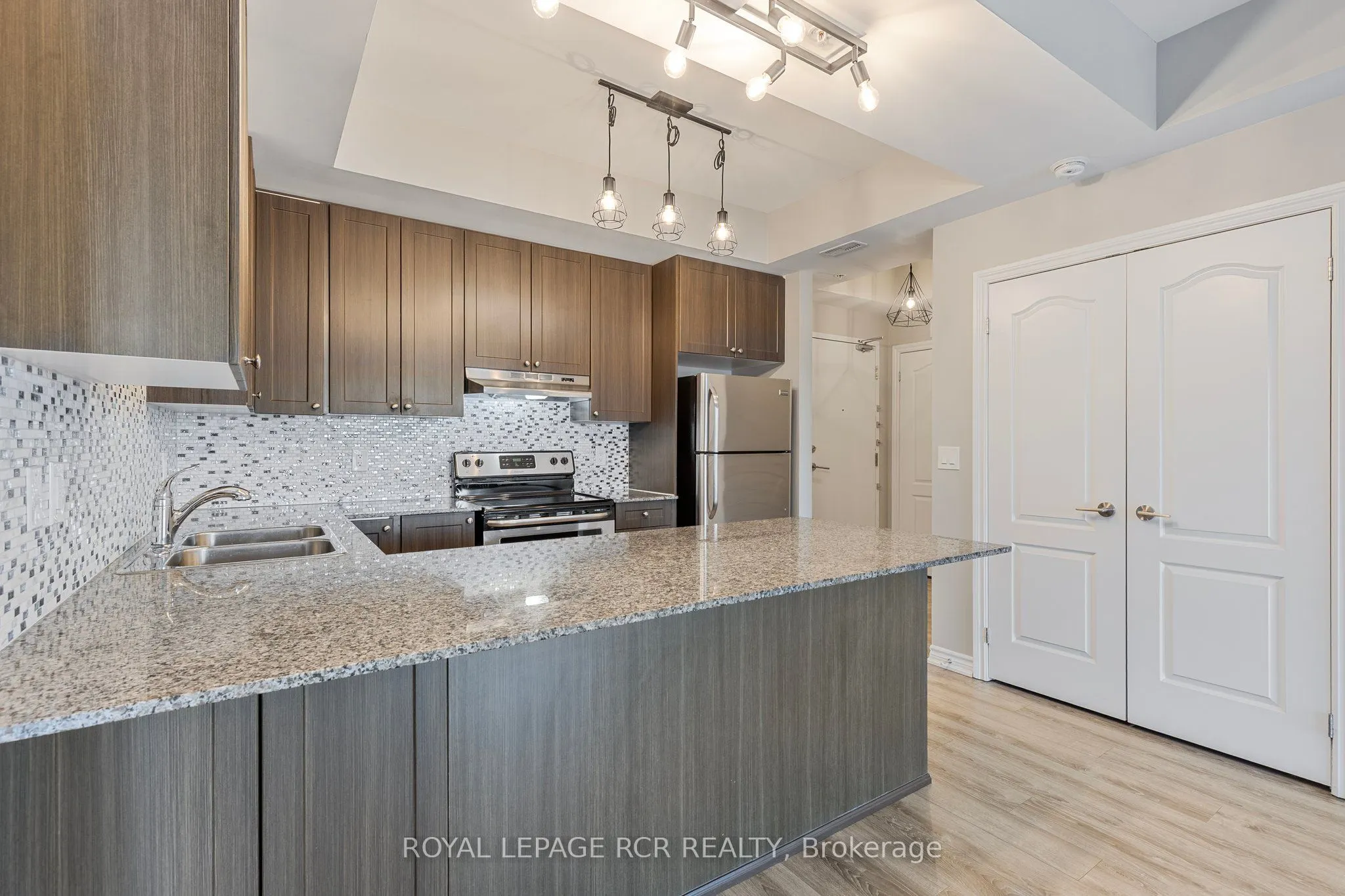 670 Gordon Street, #408