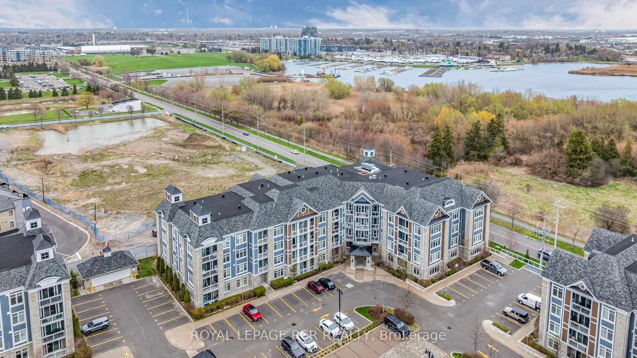 670 Gordon Street, #408