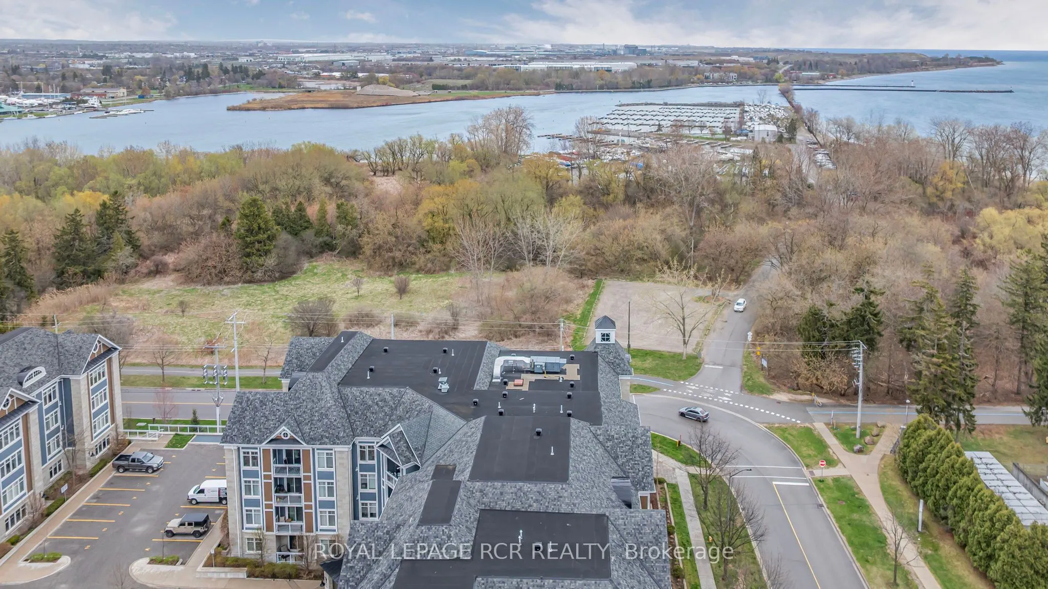 670 Gordon Street, #408