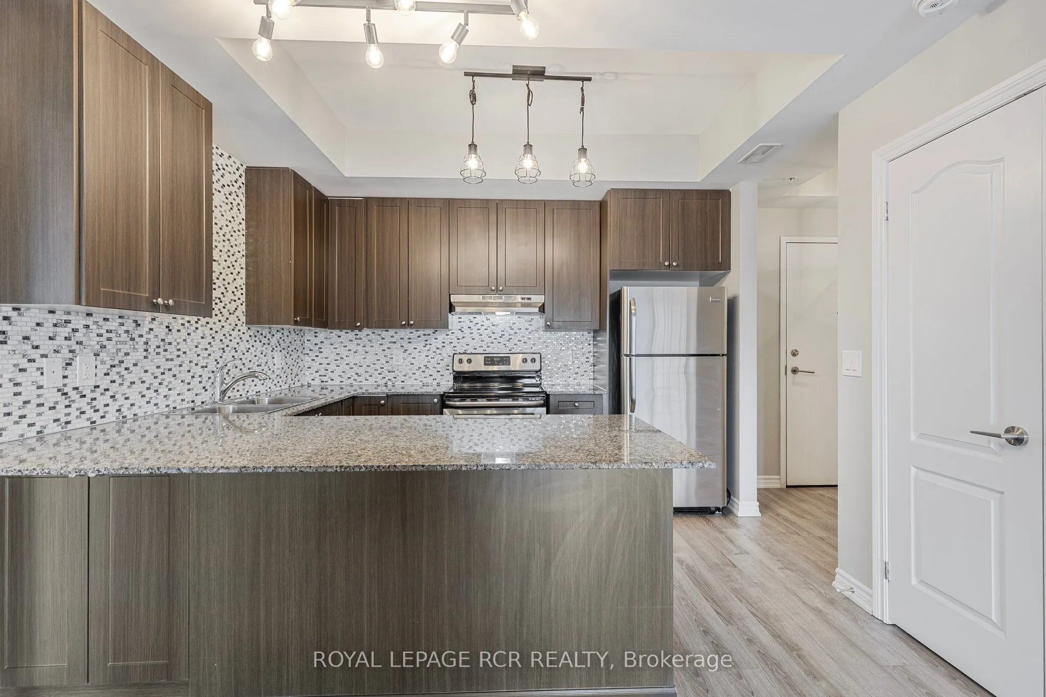 670 Gordon Street, #408