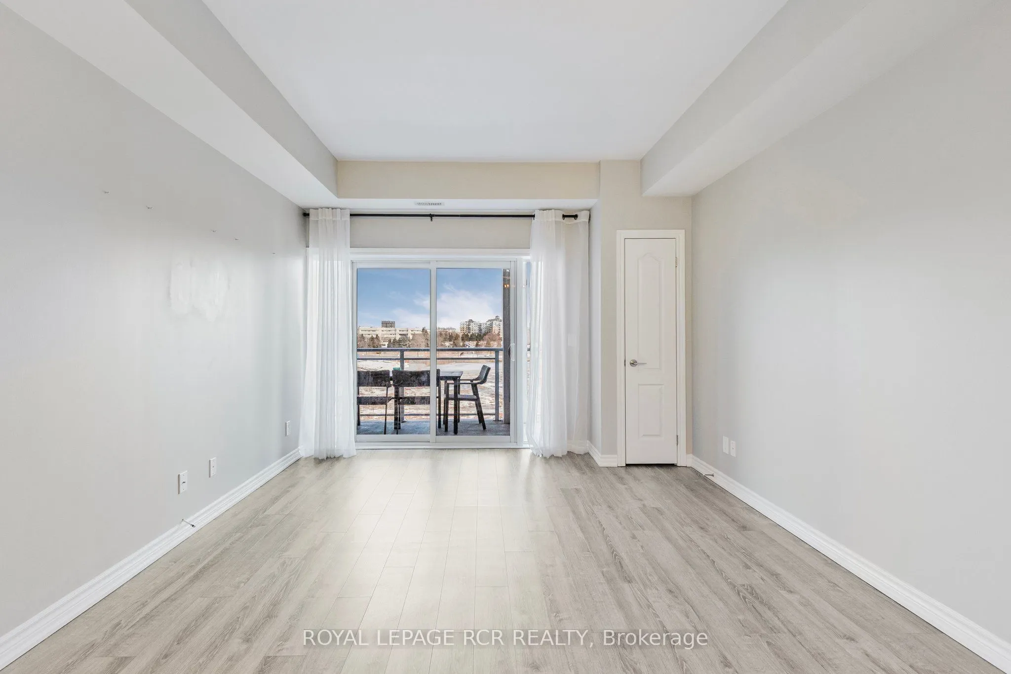 670 Gordon Street, #408