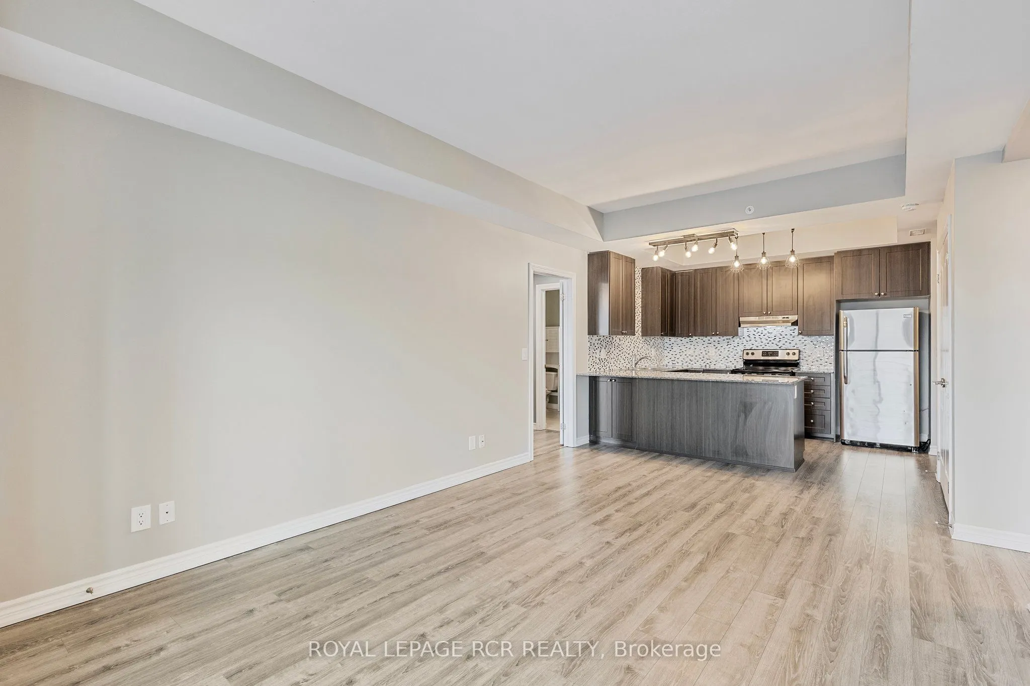 670 Gordon Street, #408