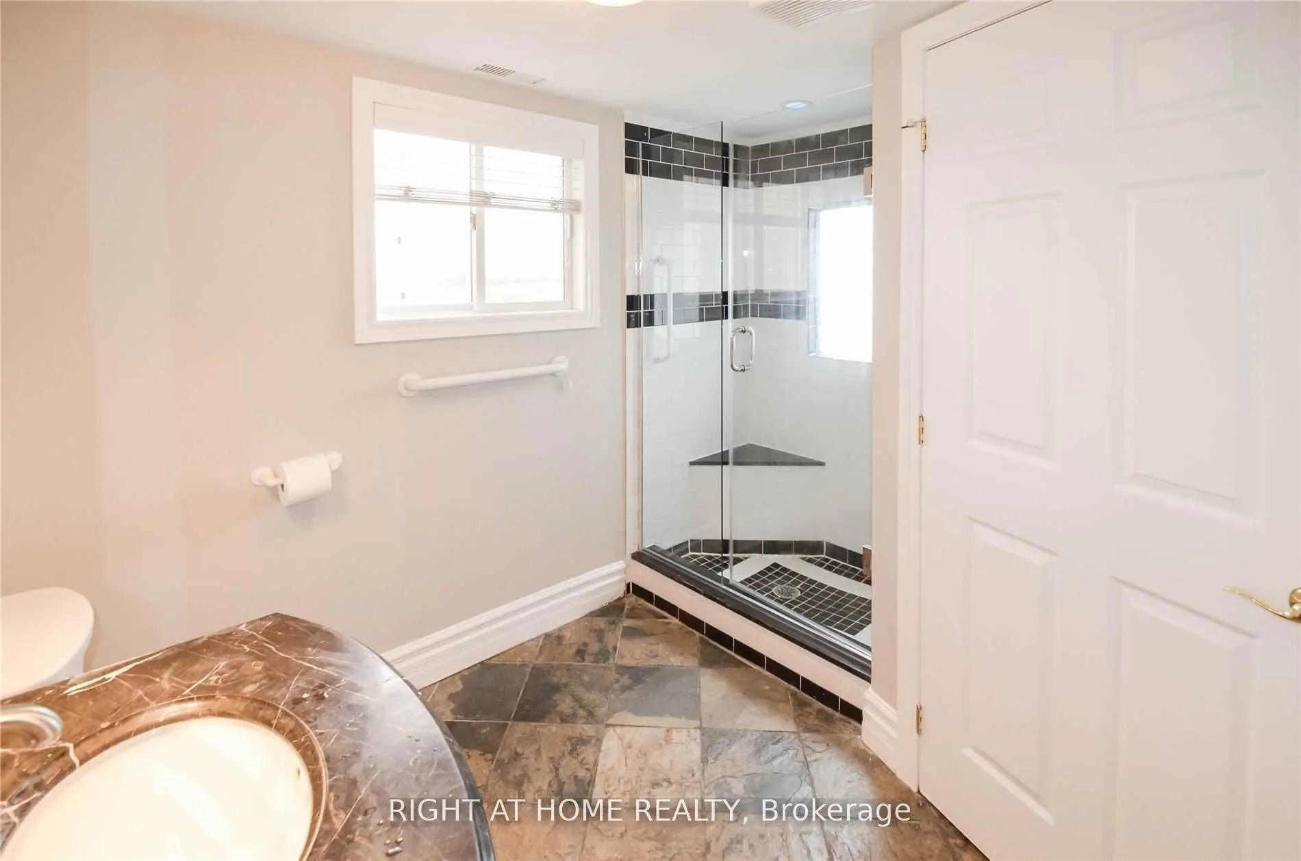 2614 Head Road