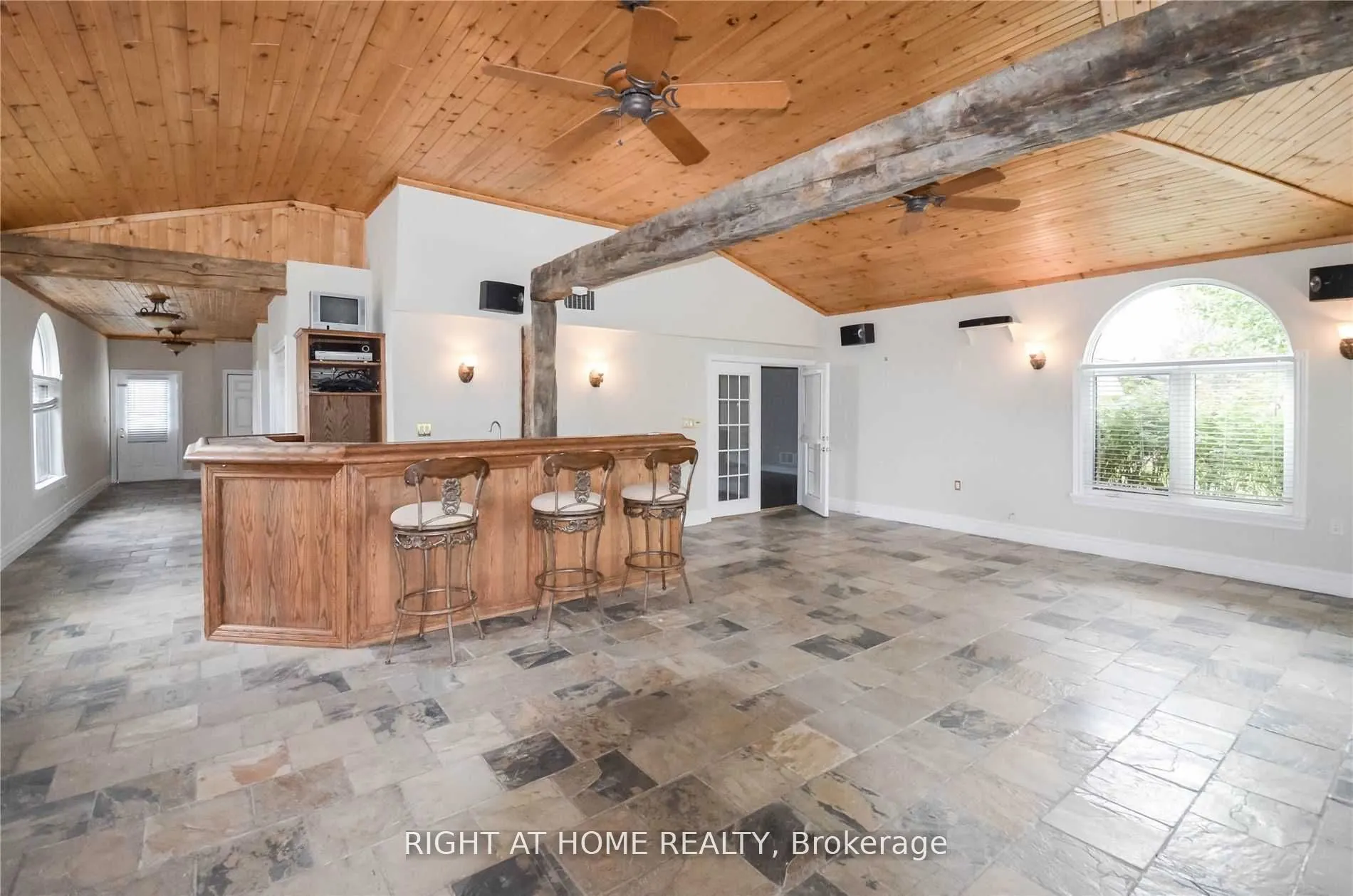 2614 Head Road