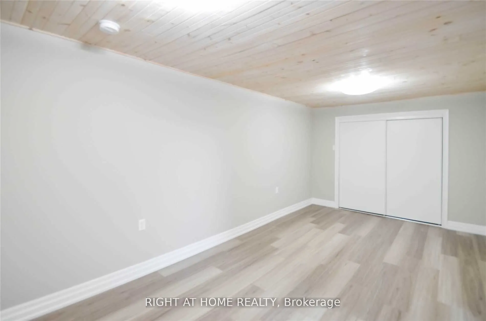 2614 Head Road