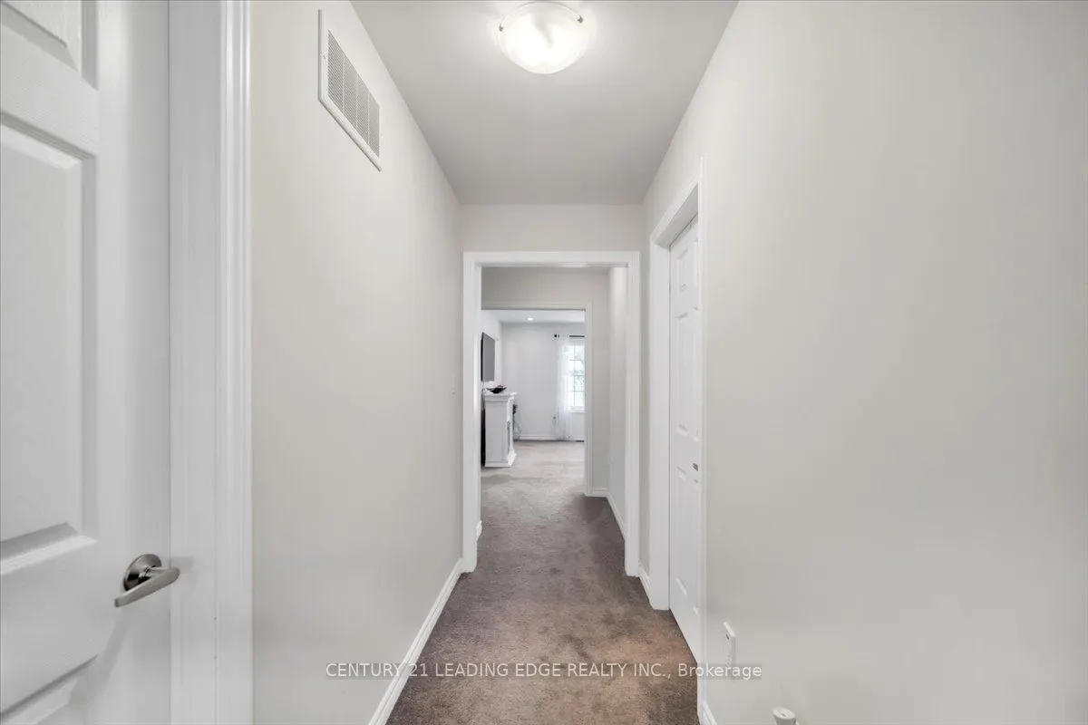 47 Crombie Street