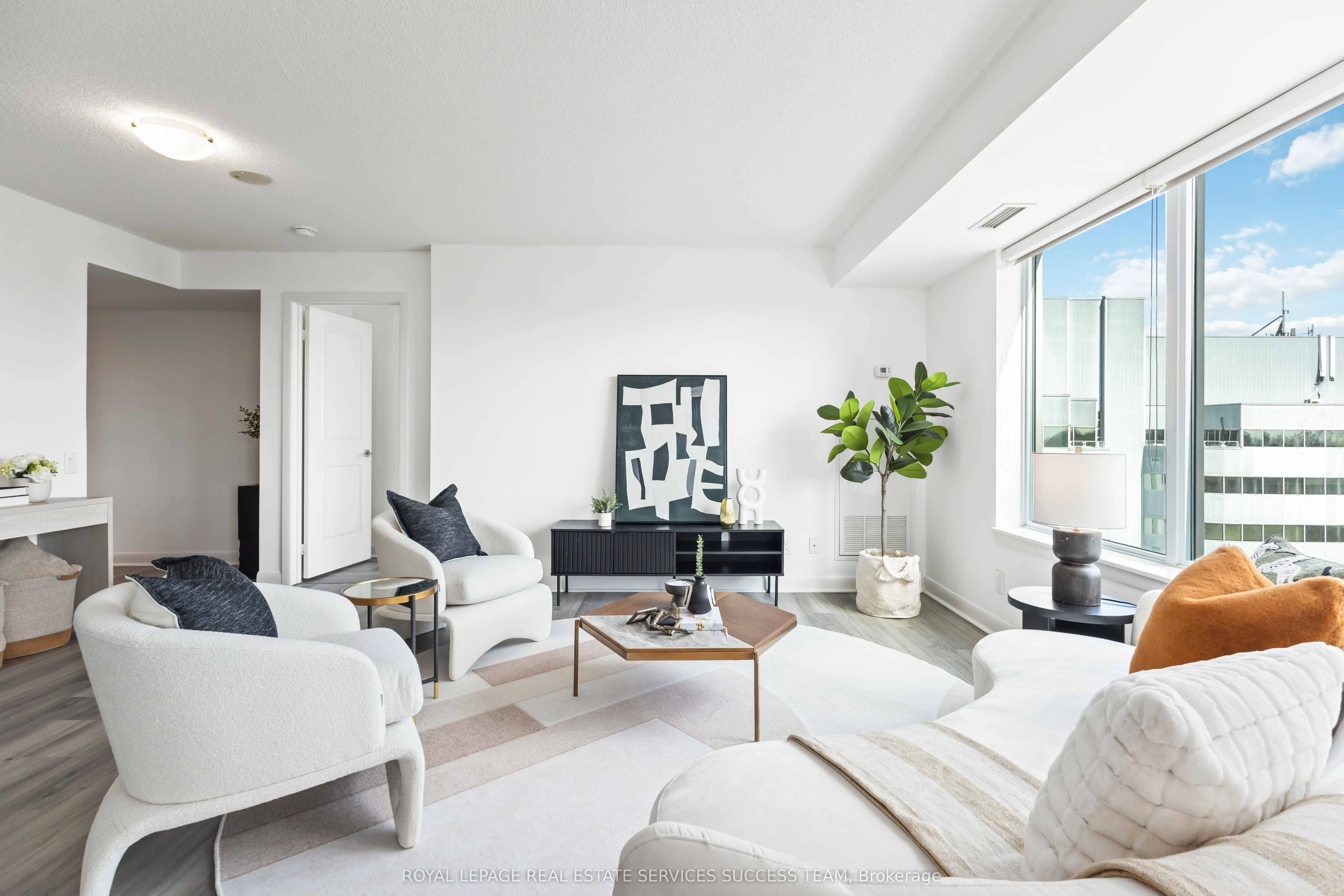 25 Town Centre Court, #1205