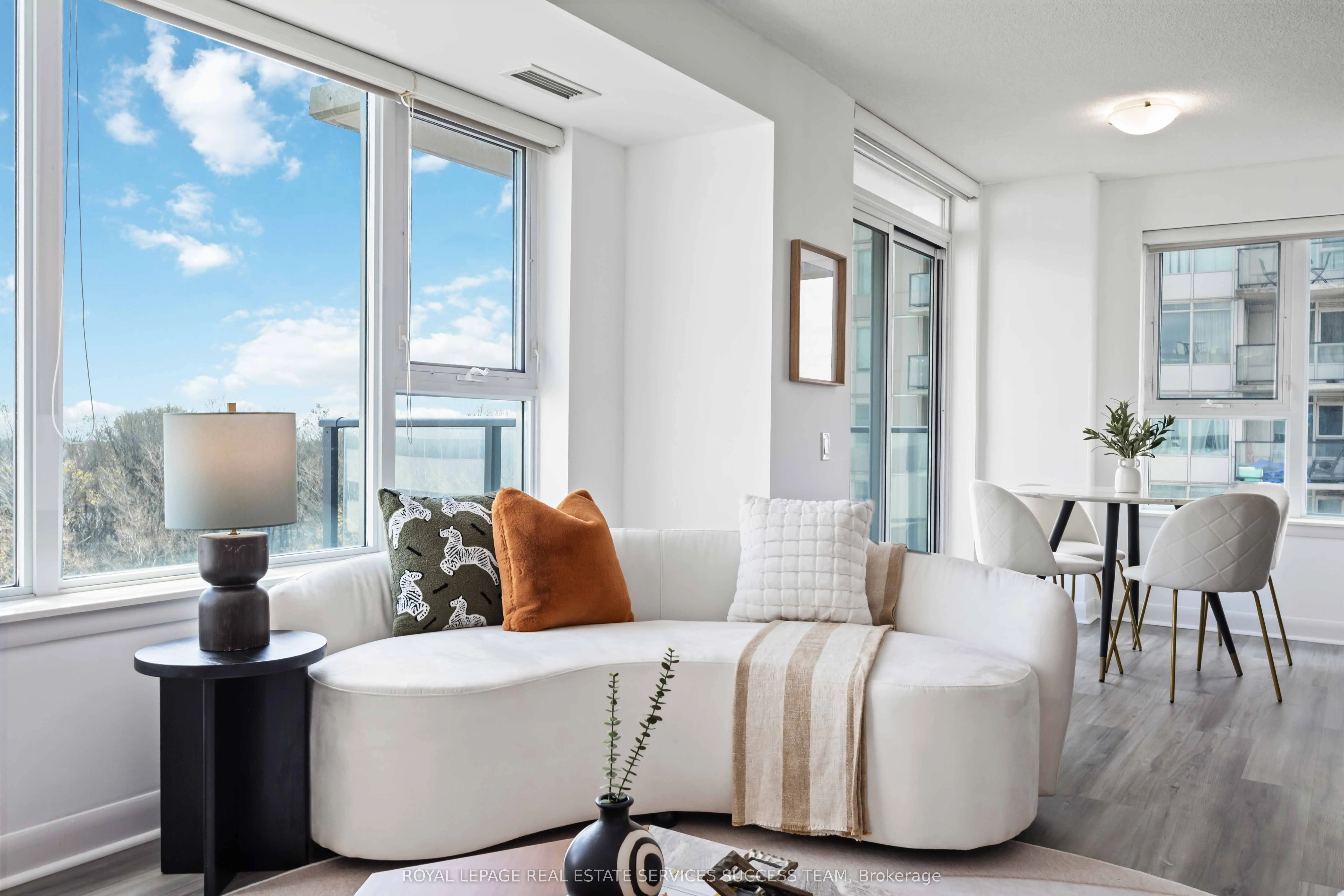 25 Town Centre Court, #1205