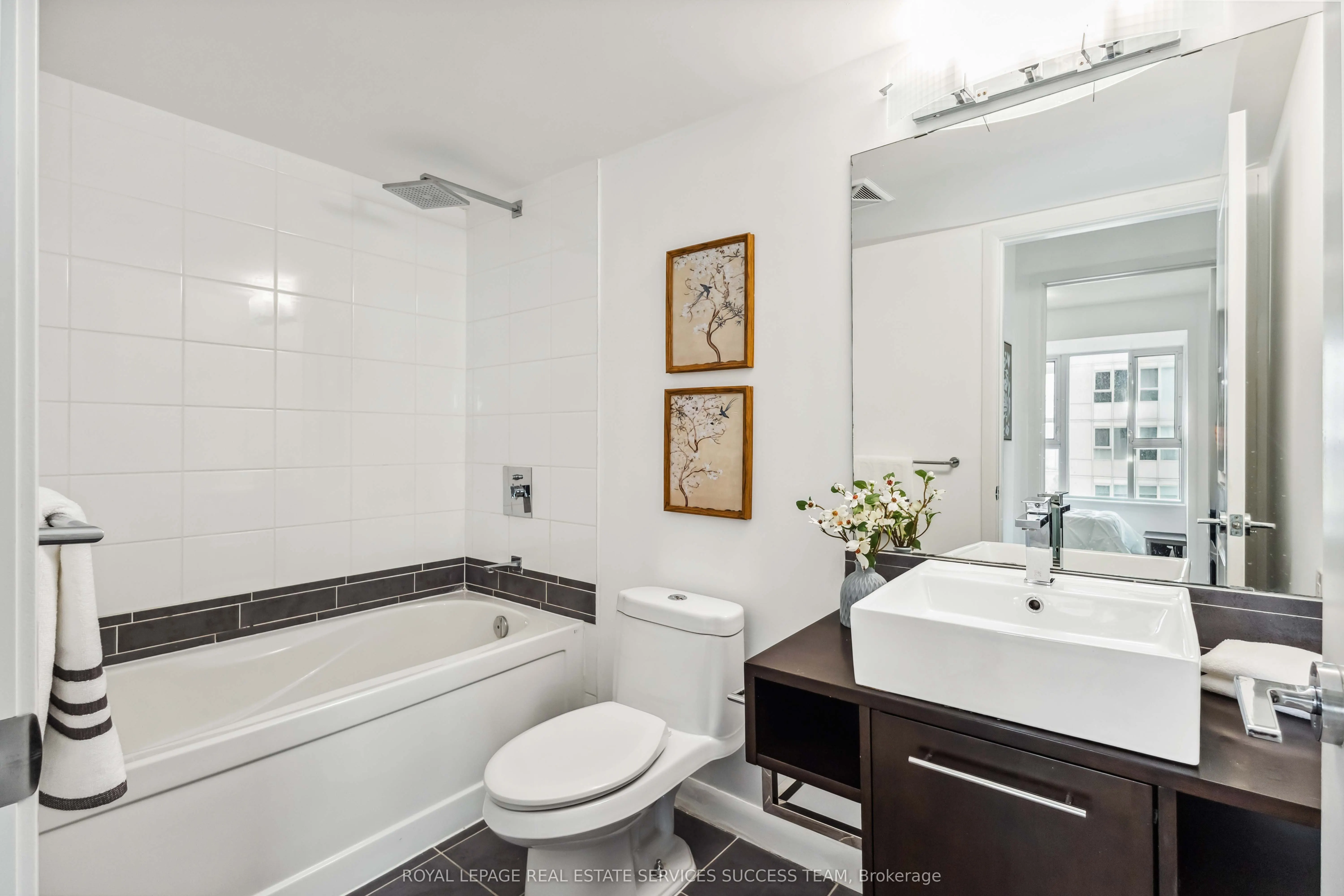 25 Town Centre Court, #1205