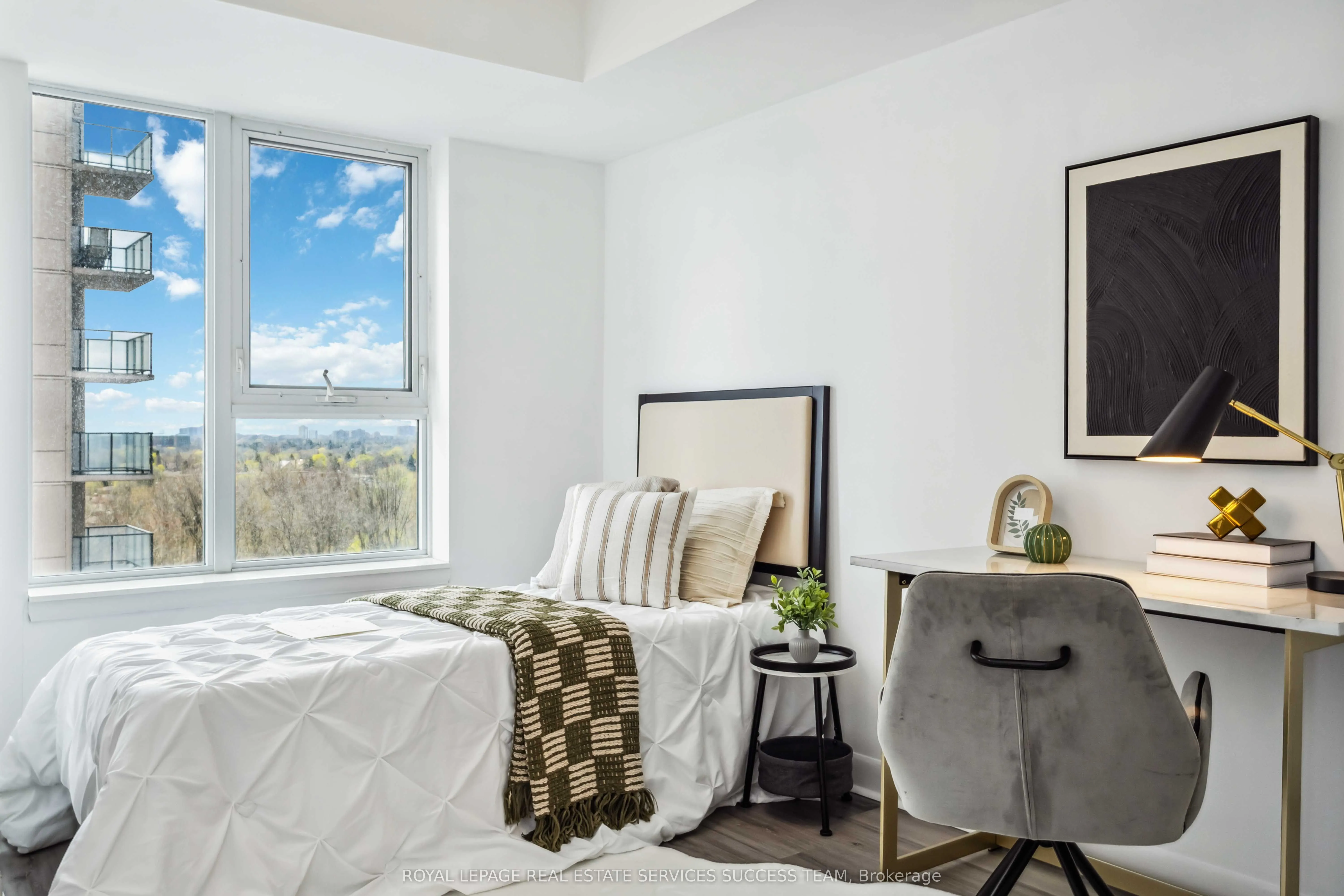 25 Town Centre Court, #1205