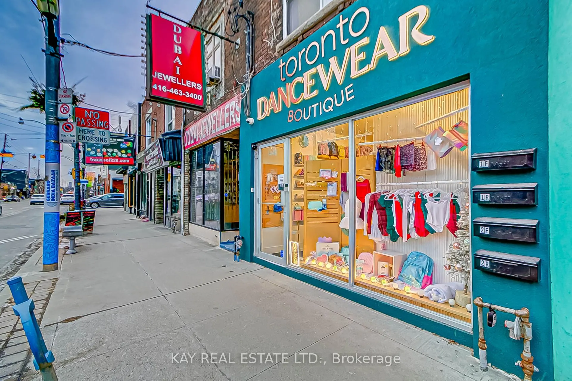 1448 Gerrard Street E