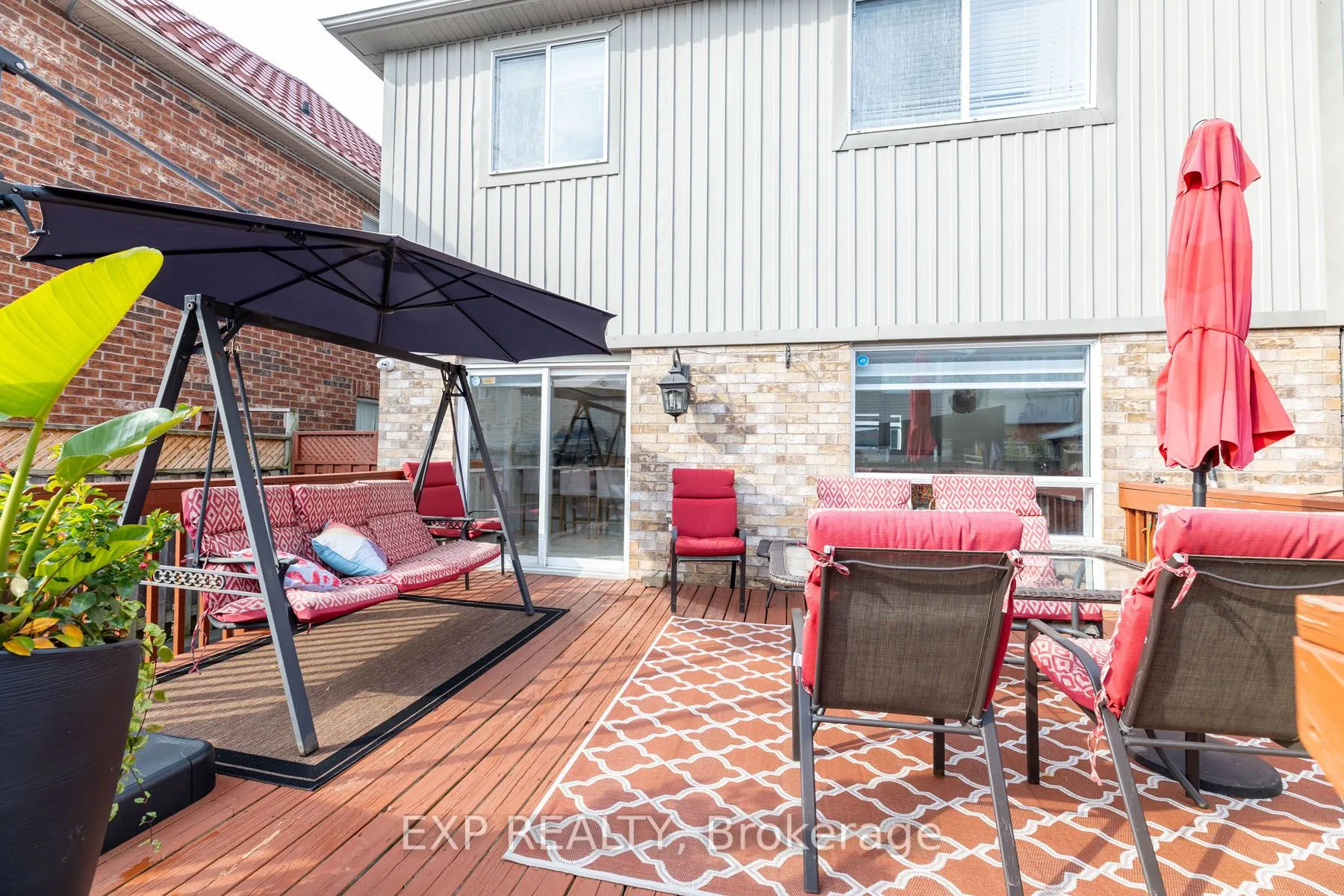 111 Knowles Drive