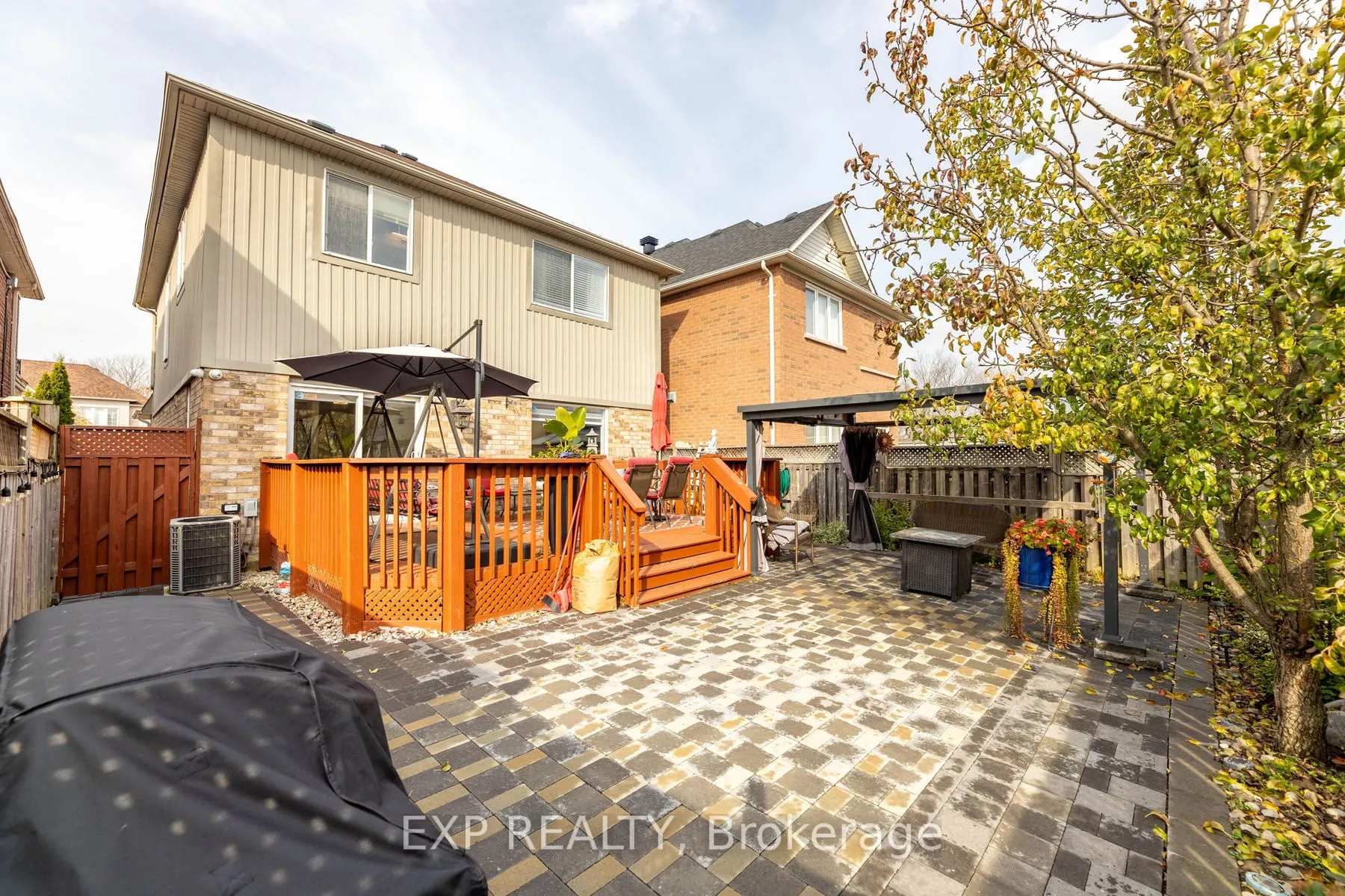111 Knowles Drive