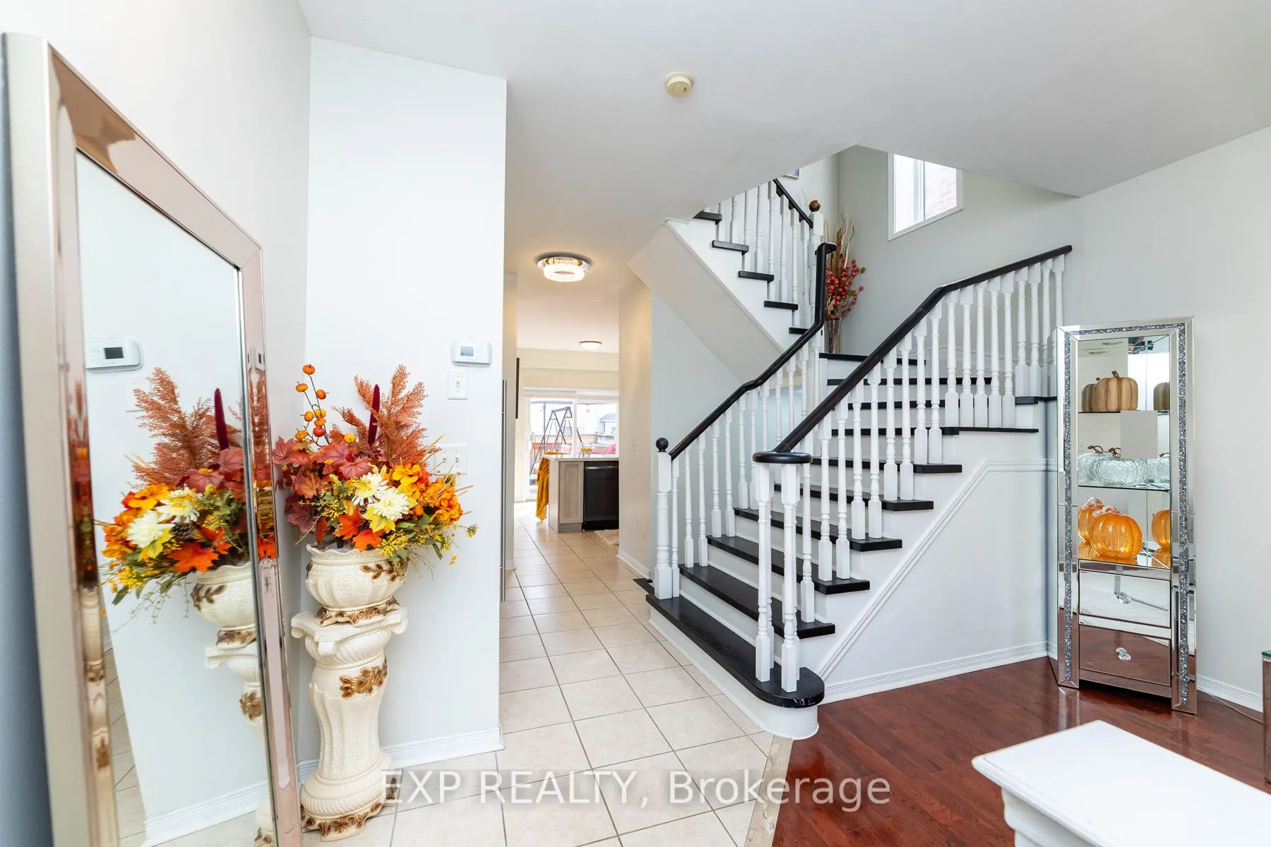 111 Knowles Drive