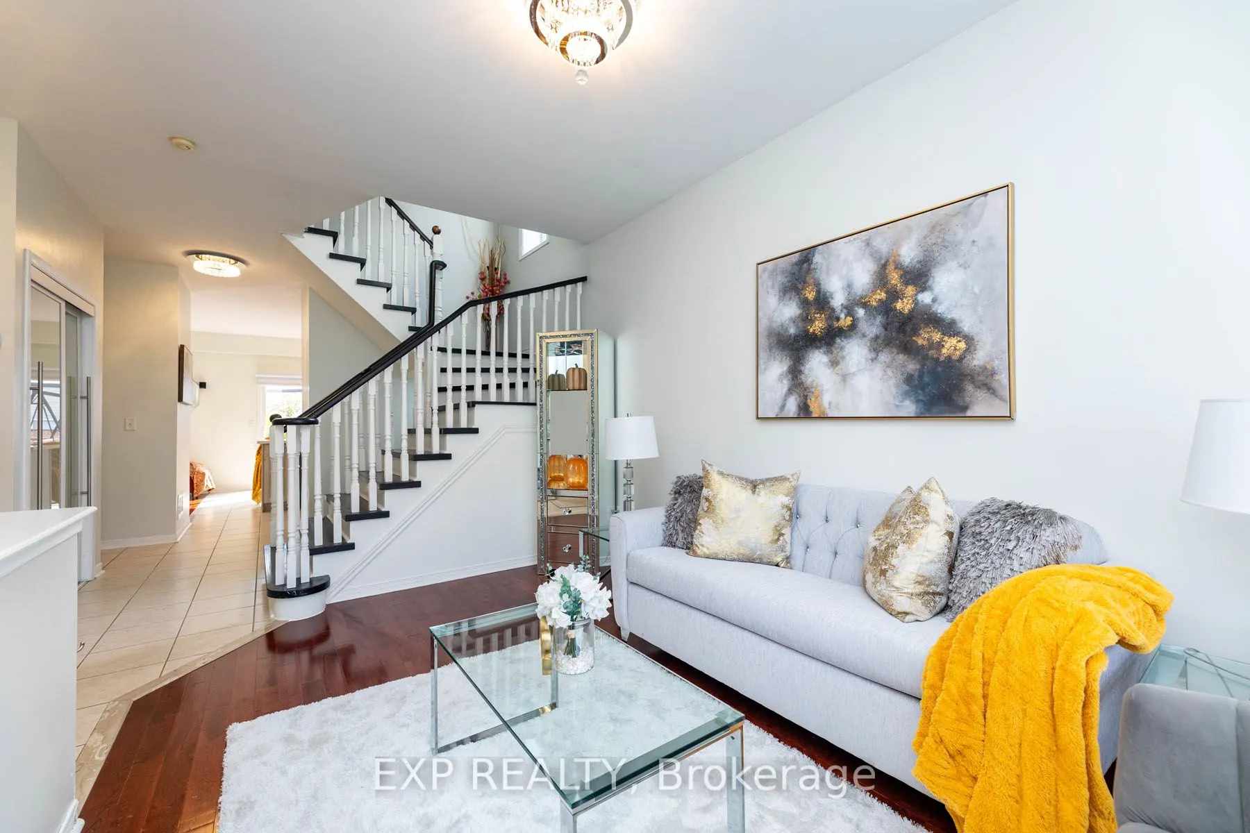 111 Knowles Drive