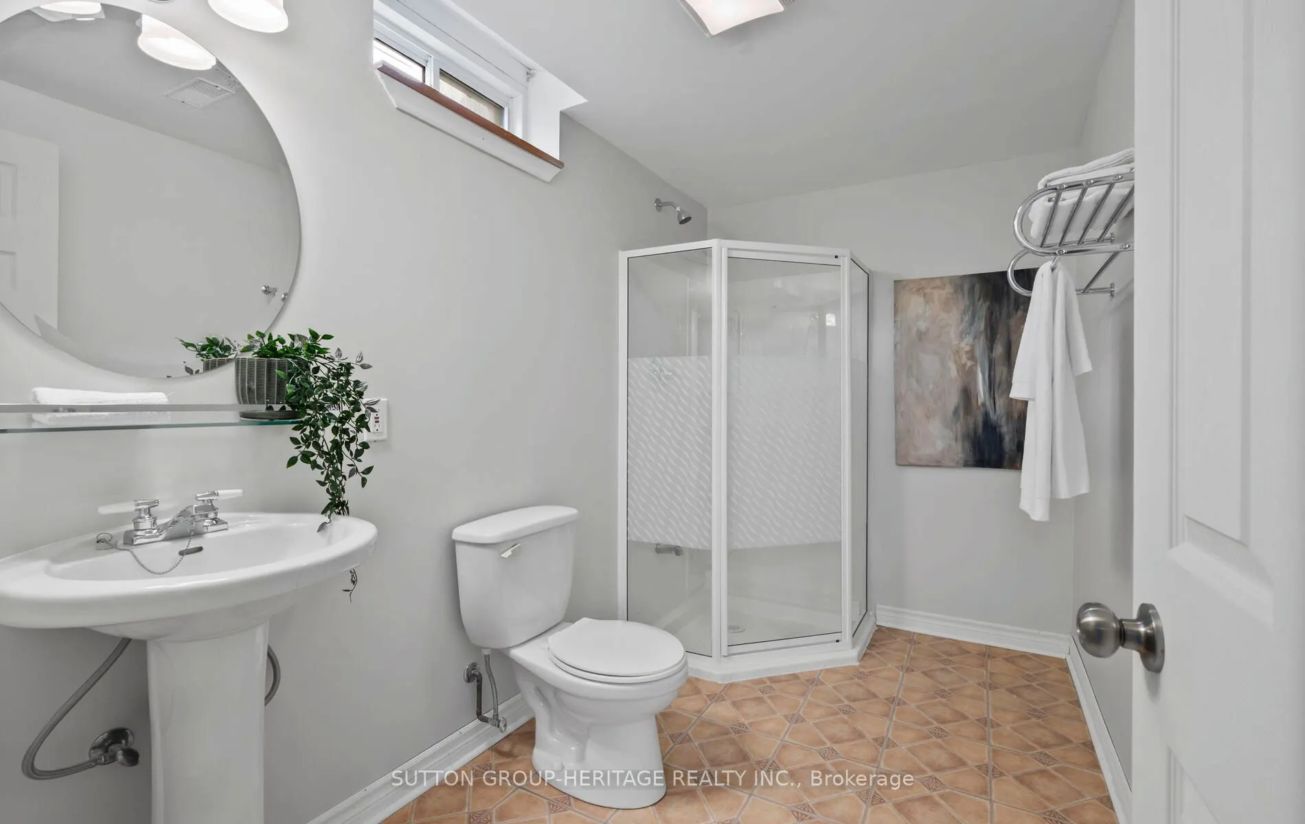 638 Longworth Avenue