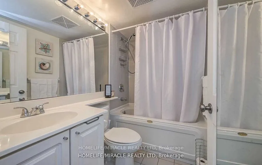 11 Lee Centre Drive, #2305