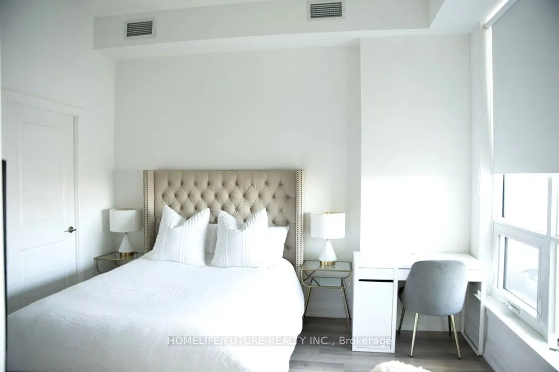 3121 Sheppard Avenue E, #908