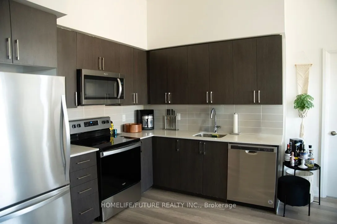 3121 Sheppard Avenue E, #908