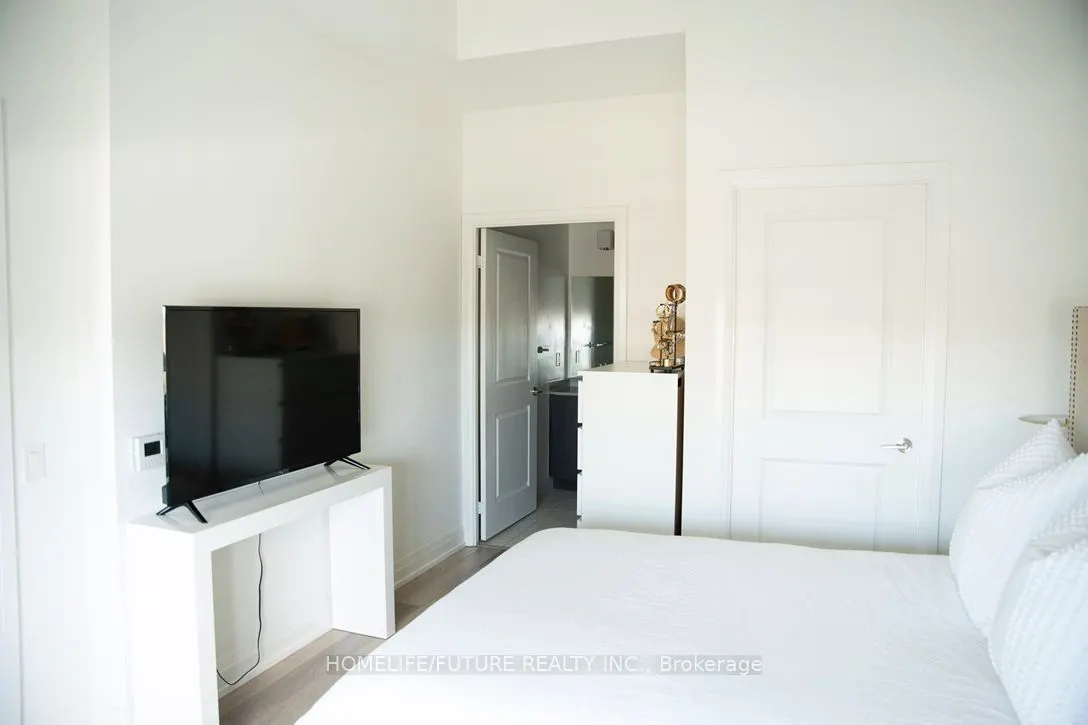 3121 Sheppard Avenue E, #908