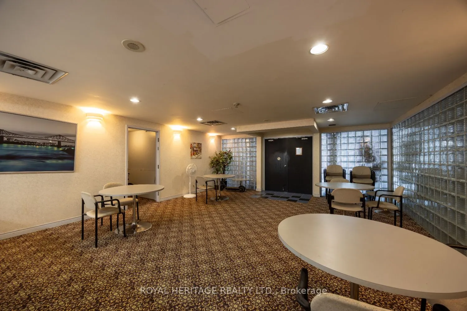 90 Dale Avenue, #1003