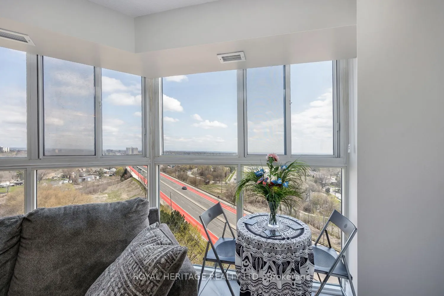 90 Dale Avenue, #1003