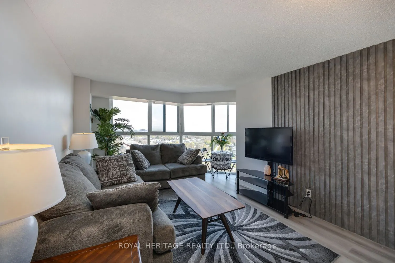 90 Dale Avenue, #1003