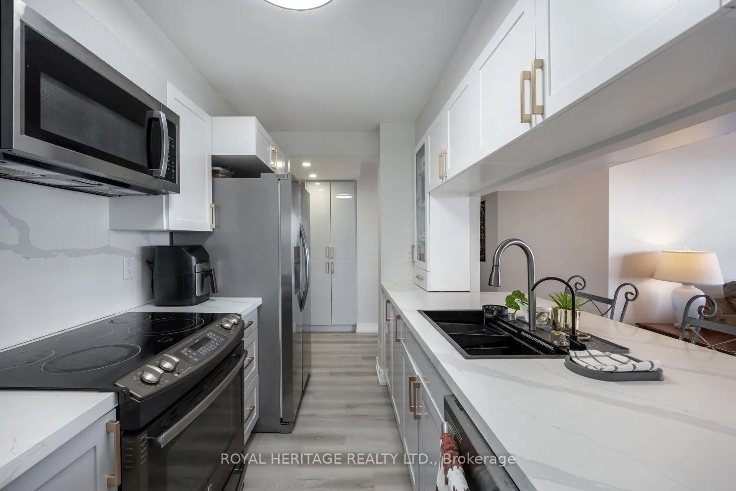 90 Dale Avenue, #1003