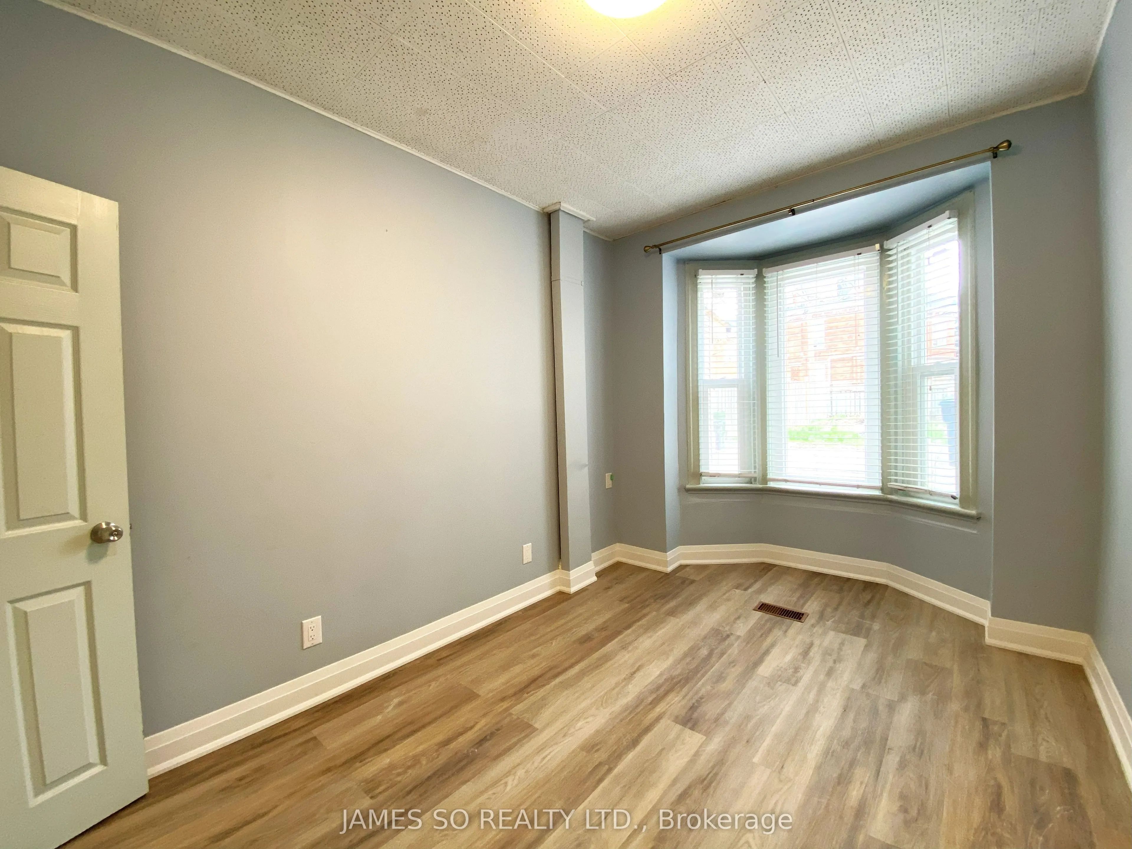 293 Broadview Avenue, #Main Floor