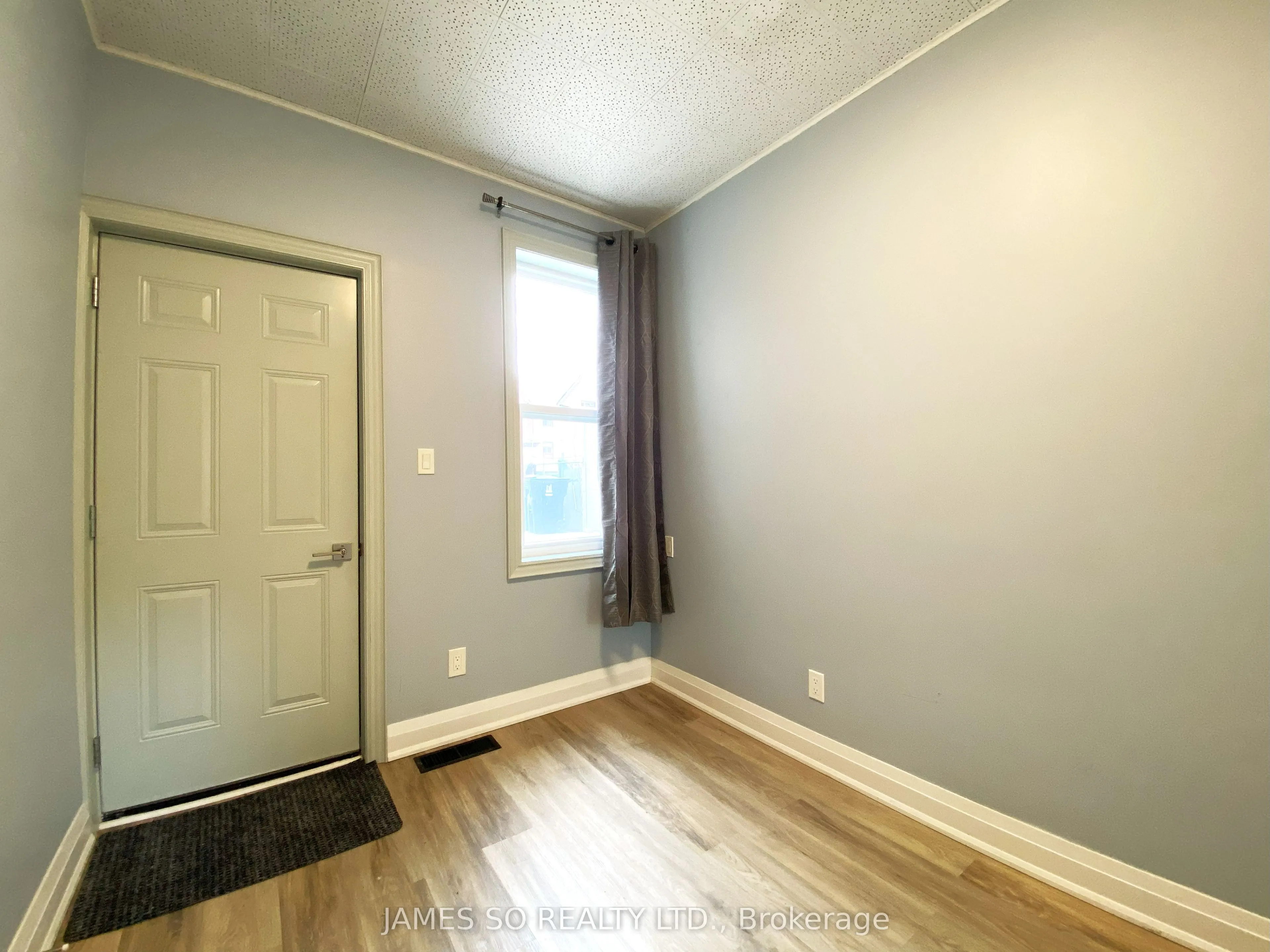 293 Broadview Avenue, #Main Floor