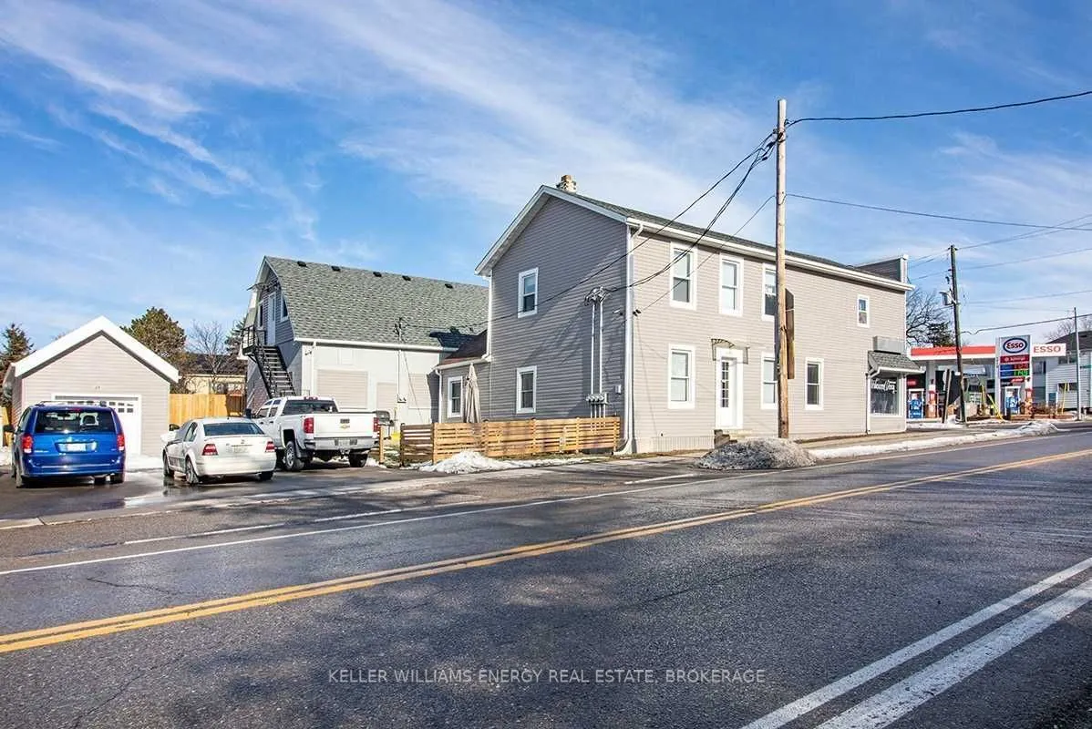 1692 Central Street