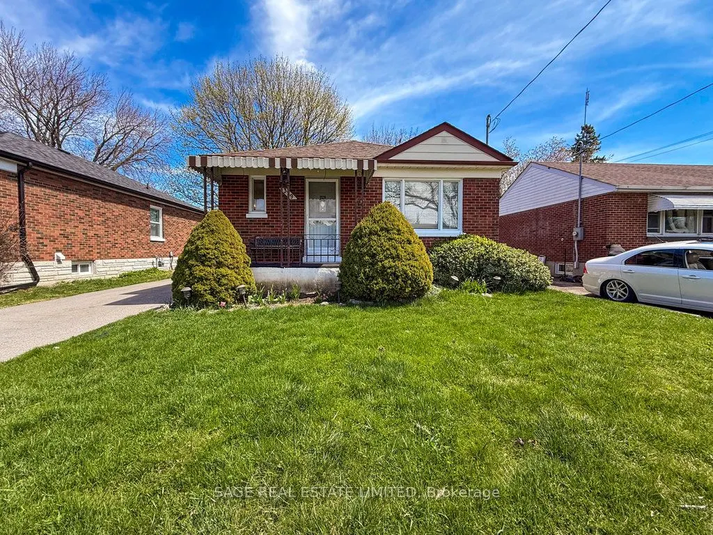 329 Cadillac Avenue S
